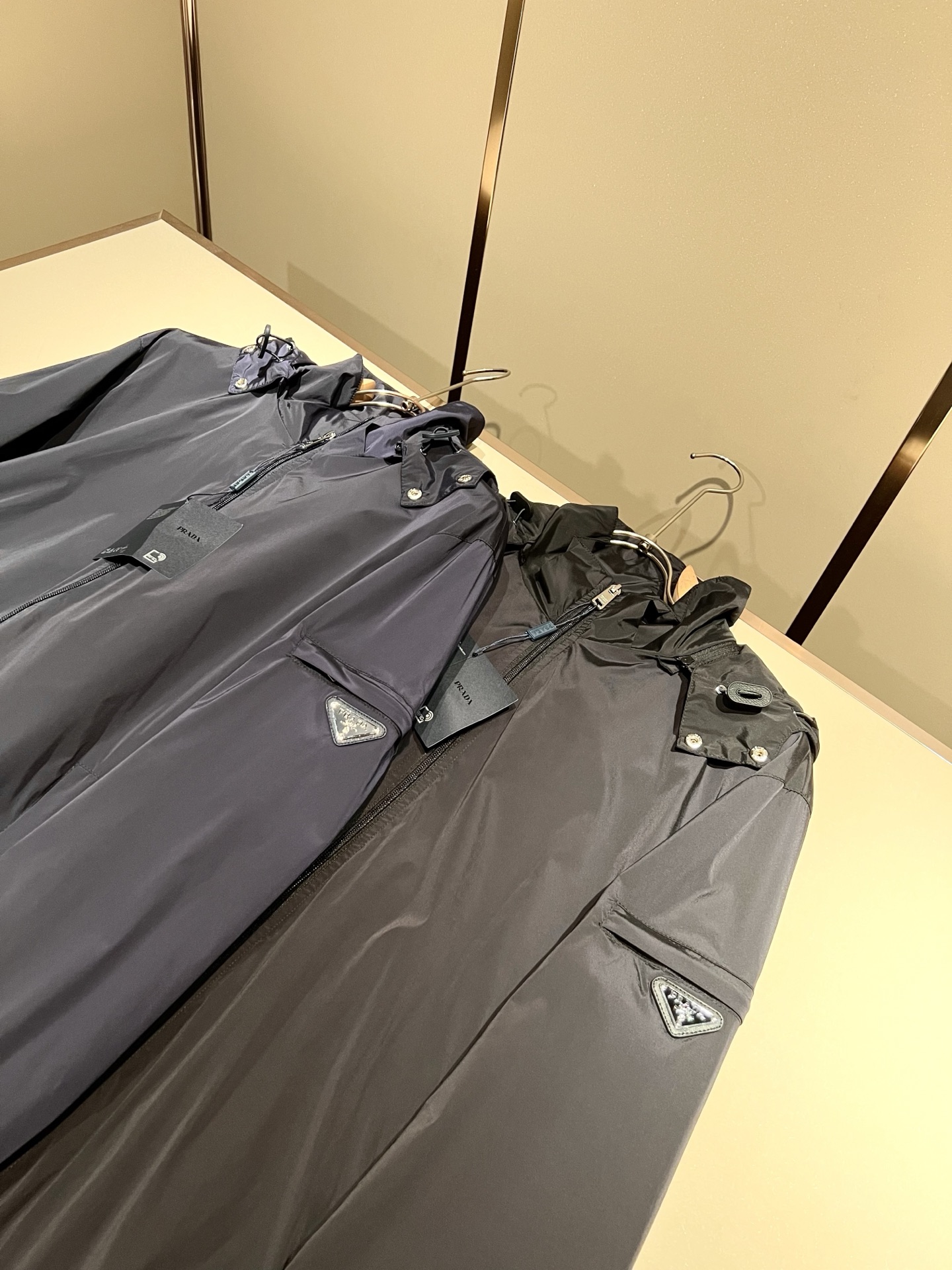 PRAD*A普*达2026春夏休闲夹克外套，最新时尚休闲拉链夹克，时尚夹克外套!贸易公司渠道稀出，同步官