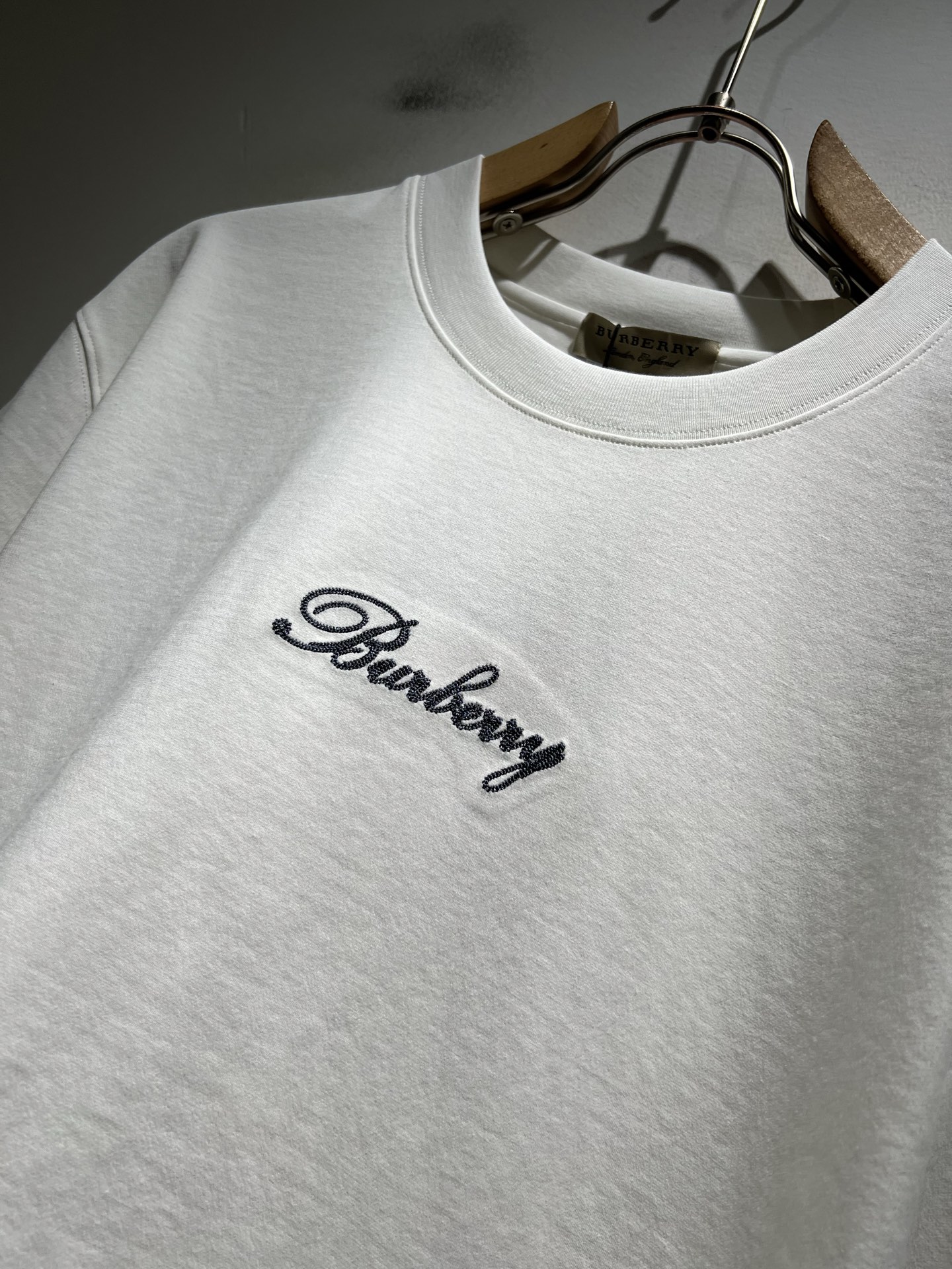 BURBER*Y巴*莉2026春夏新品短袖T恤，重磅来袭，最近比较火热的环保纯棉面料制作而成，高端户外运