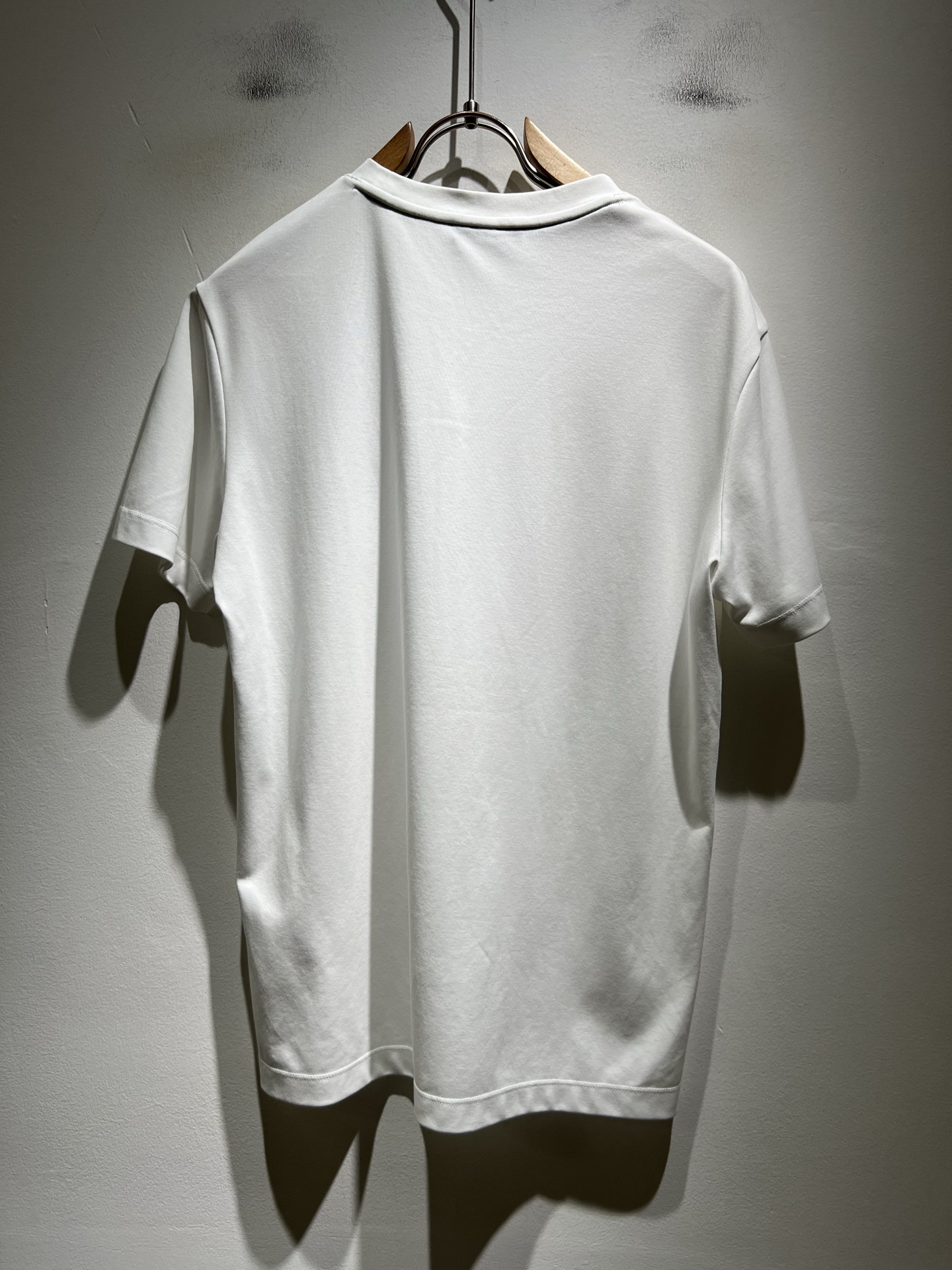 保罗POLOSPORT 2026春夏新款男士短袖打底衫，简约纯色时尚款不乏有许多设计大咖们都对于纯色都有