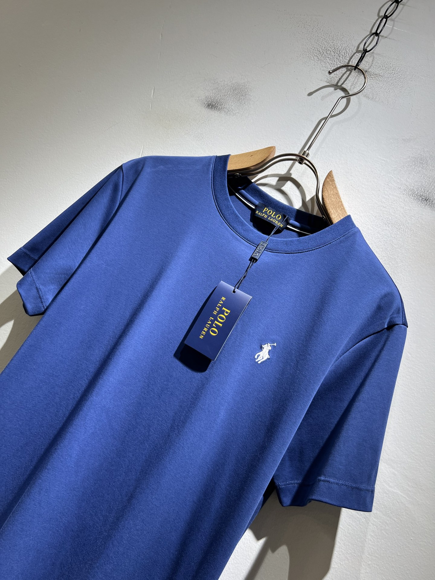 保罗POLOSPORT 2026春夏新款男士短袖打底衫，简约纯色时尚款不乏有许多设计大咖们都对于纯色都有