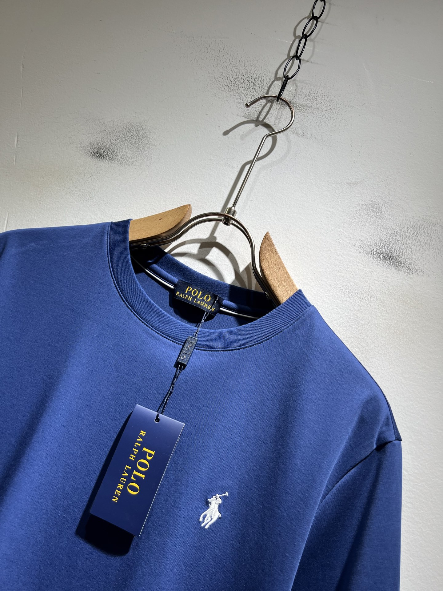 保罗POLOSPORT 2026春夏新款男士短袖打底衫，简约纯色时尚款不乏有许多设计大咖们都对于纯色都有