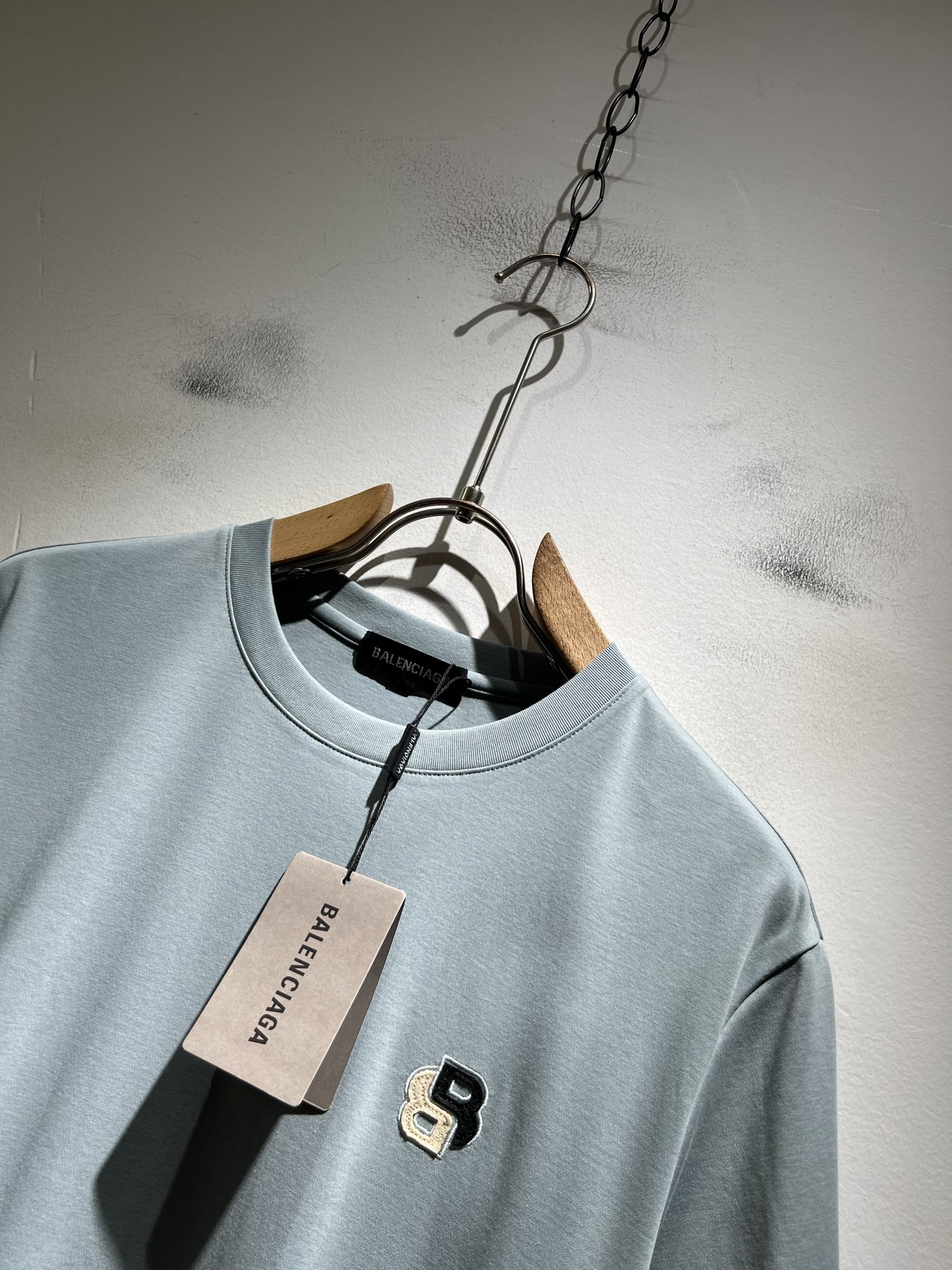 BALENCI*GA巴黎*家 2026春夏新款男女同款👫短袖T恤！走秀图案时尚休闲短袖T恤衫！设计log