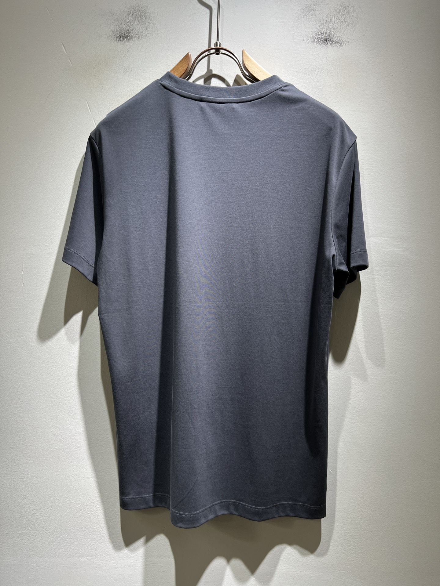 BALENCI*GA巴黎*家 2026春夏新款男女同款👫短袖T恤！走秀图案时尚休闲短袖T恤衫！设计log