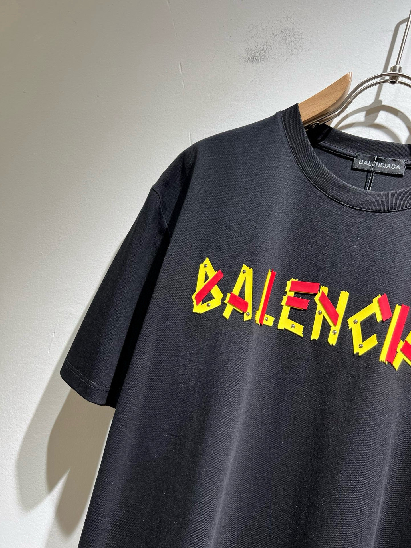 BALENCIA*巴黎*家 2026春夏新款男女同情侣款👫休闲宽松棉质圆领短袖T恤衫！贸易公司渠道稀出，