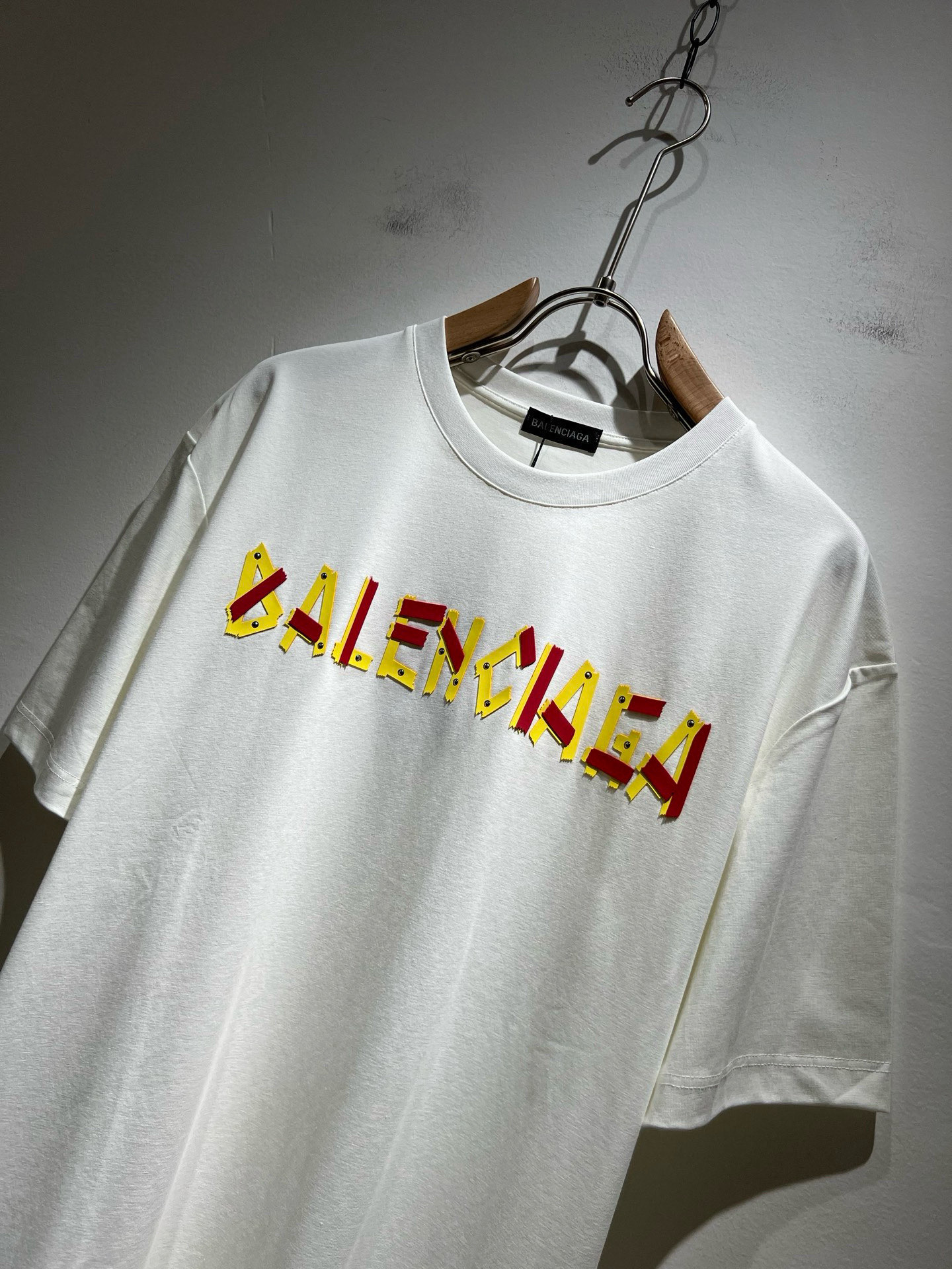 BALENCIA*巴黎*家 2026春夏新款男女同情侣款👫休闲宽松棉质圆领短袖T恤衫！贸易公司渠道稀出，
