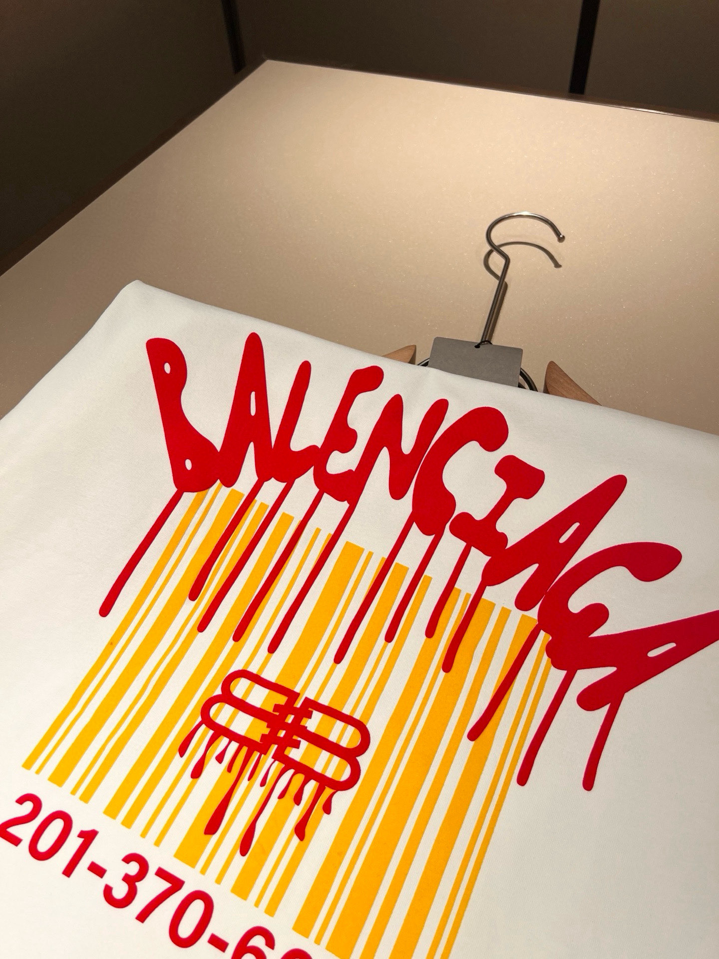 BALENCIA*巴黎*家 2026春夏新款男女同情侣款👫休闲宽松棉质圆领短袖T恤衫！贸易公司渠道稀出，
