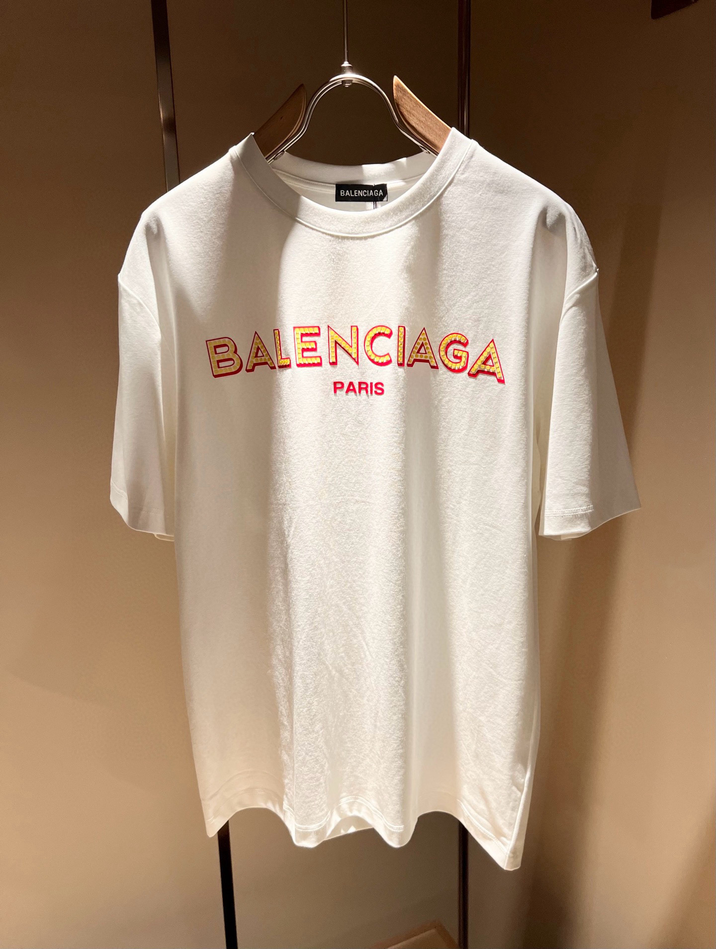 BALENCIA*巴黎*家 2026春夏新款男女同情侣款👫休闲宽松棉质圆领短袖T恤衫！贸易公司渠道稀出，