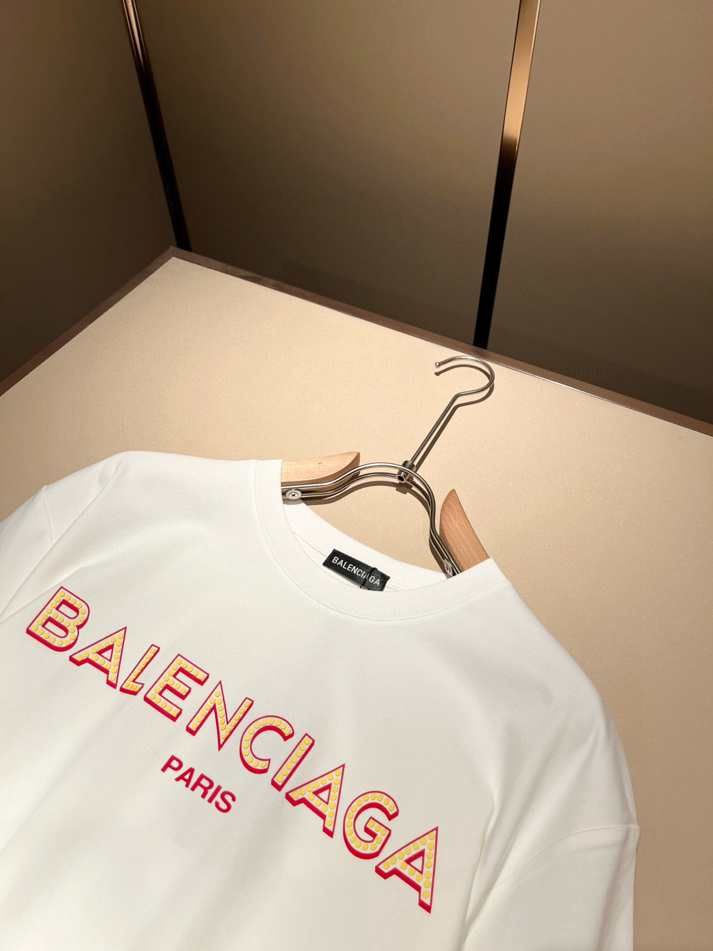 BALENCIA*巴黎*家 2026春夏新款男女同情侣款👫休闲宽松棉质圆领短袖T恤衫！贸易公司渠道稀出，