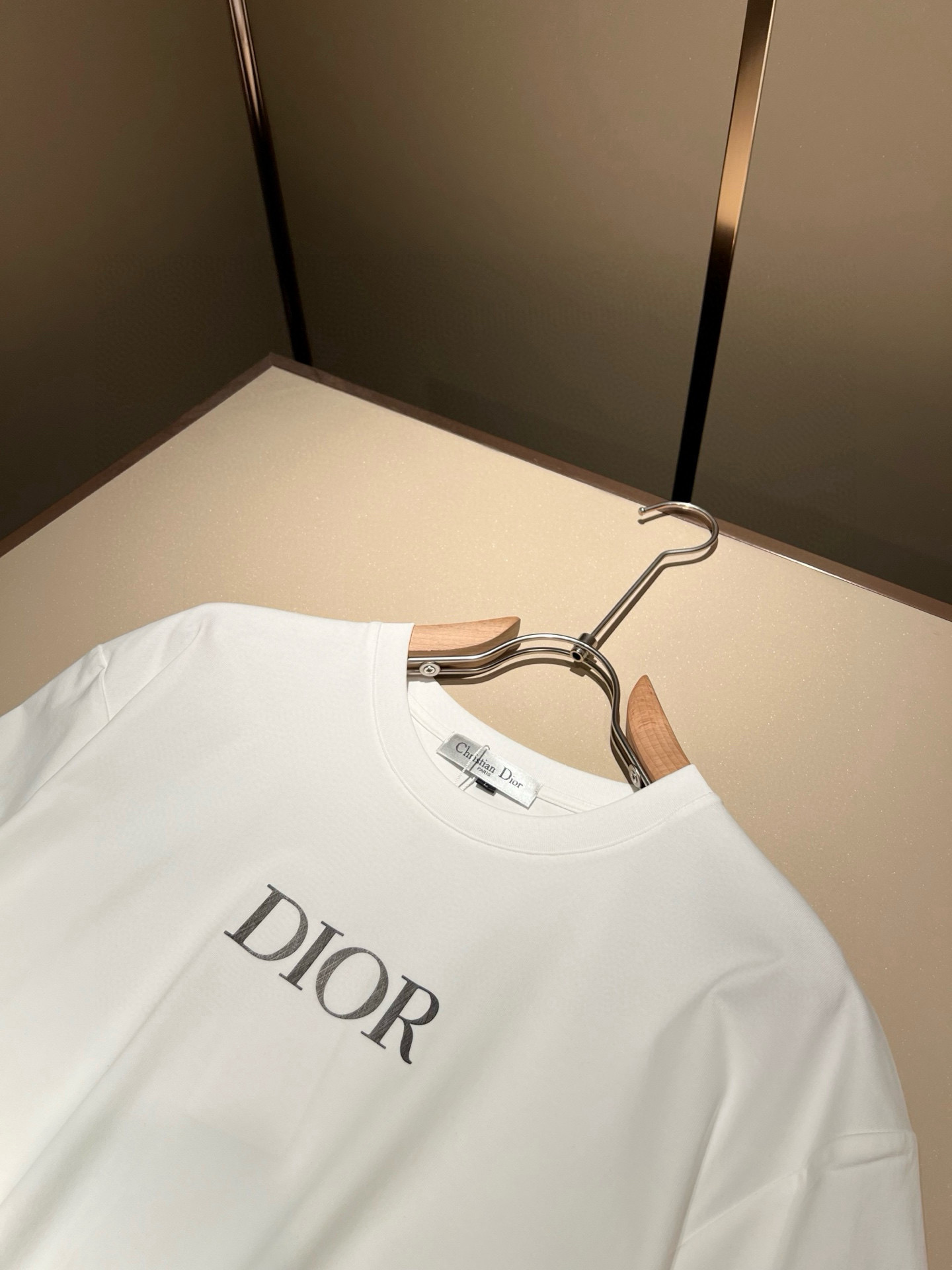 Dio*迪家 2026春夏新款男女同款👫短袖T恤，专柜同步发售！定制专属260克纯棉面料，定制原版工艺螺