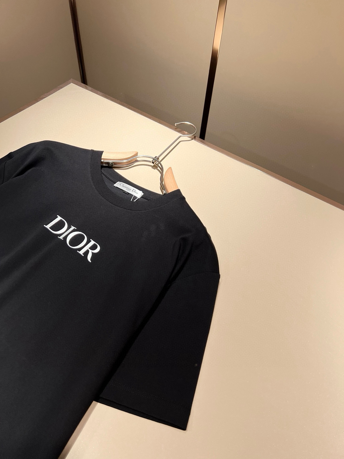 Dio*迪家 2026春夏新款男女同款👫短袖T恤，专柜同步发售！定制专属260克纯棉面料，定制原版工艺螺