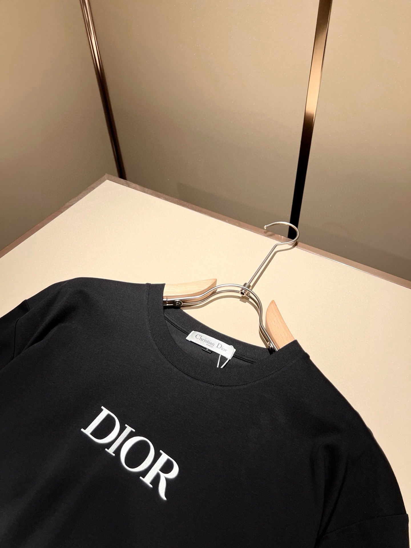 Dio*迪家 2026春夏新款男女同款👫短袖T恤，专柜同步发售！定制专属260克纯棉面料，定制原版工艺螺