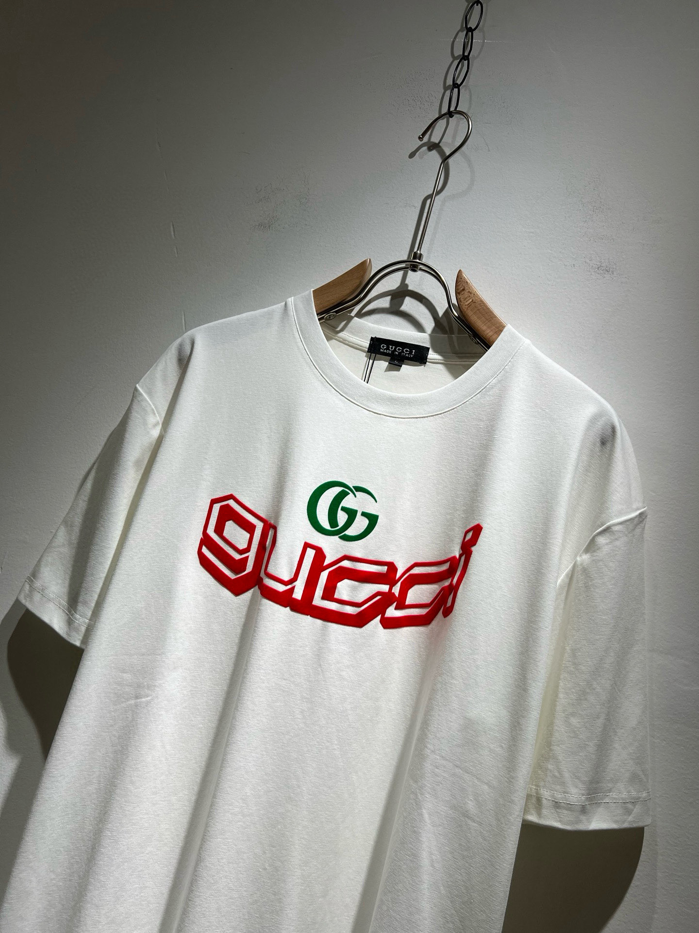 Gucc*古家 2026春夏新款男女同情侣款👫休闲宽松棉质圆领短袖T恤衫！贸易公司渠道稀出，同步官网发售