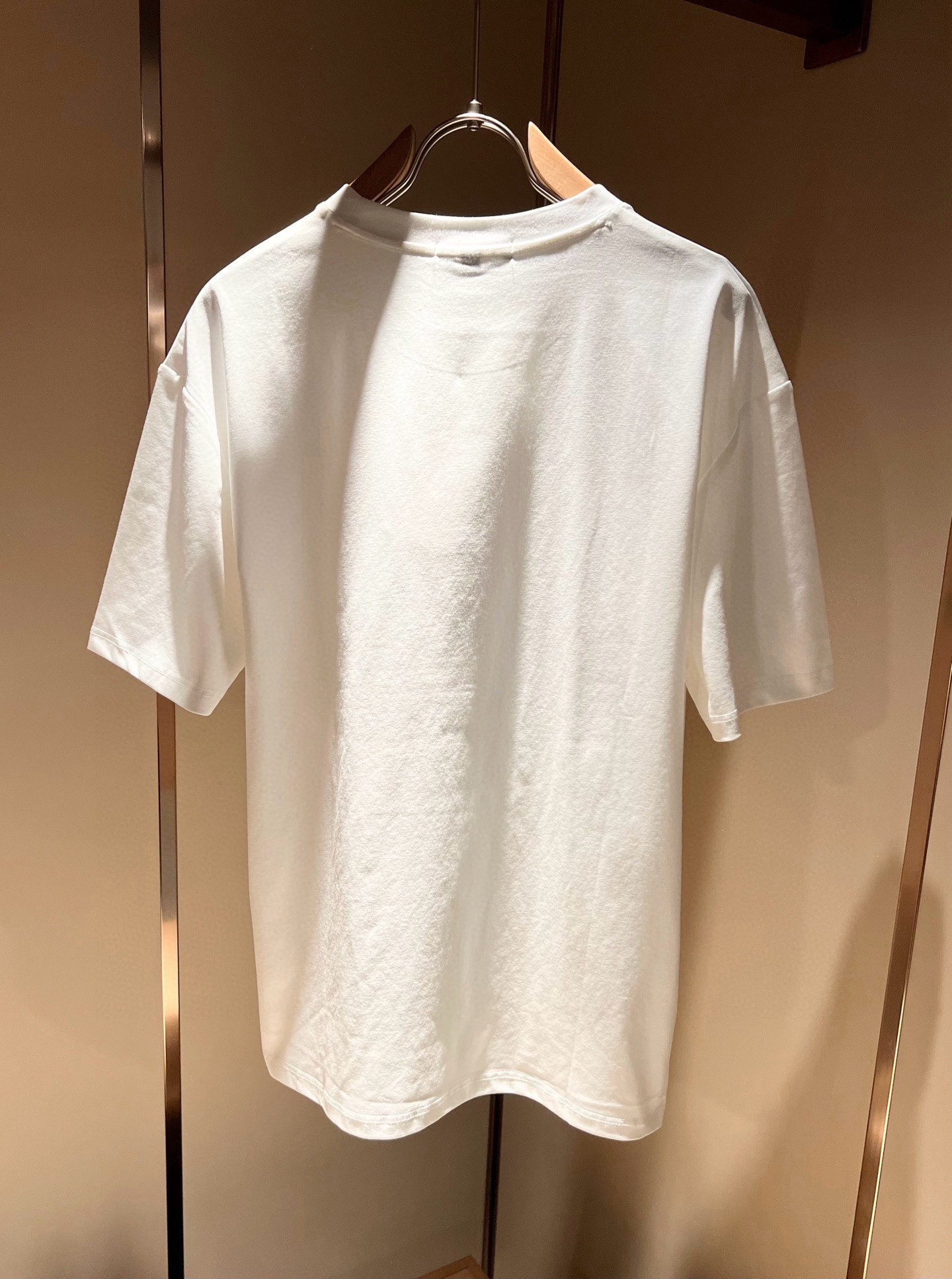 Gucc*古家 2026春夏新款男女同情侣款👫休闲宽松棉质圆领短袖T恤衫！贸易公司渠道稀出，同步官网发售