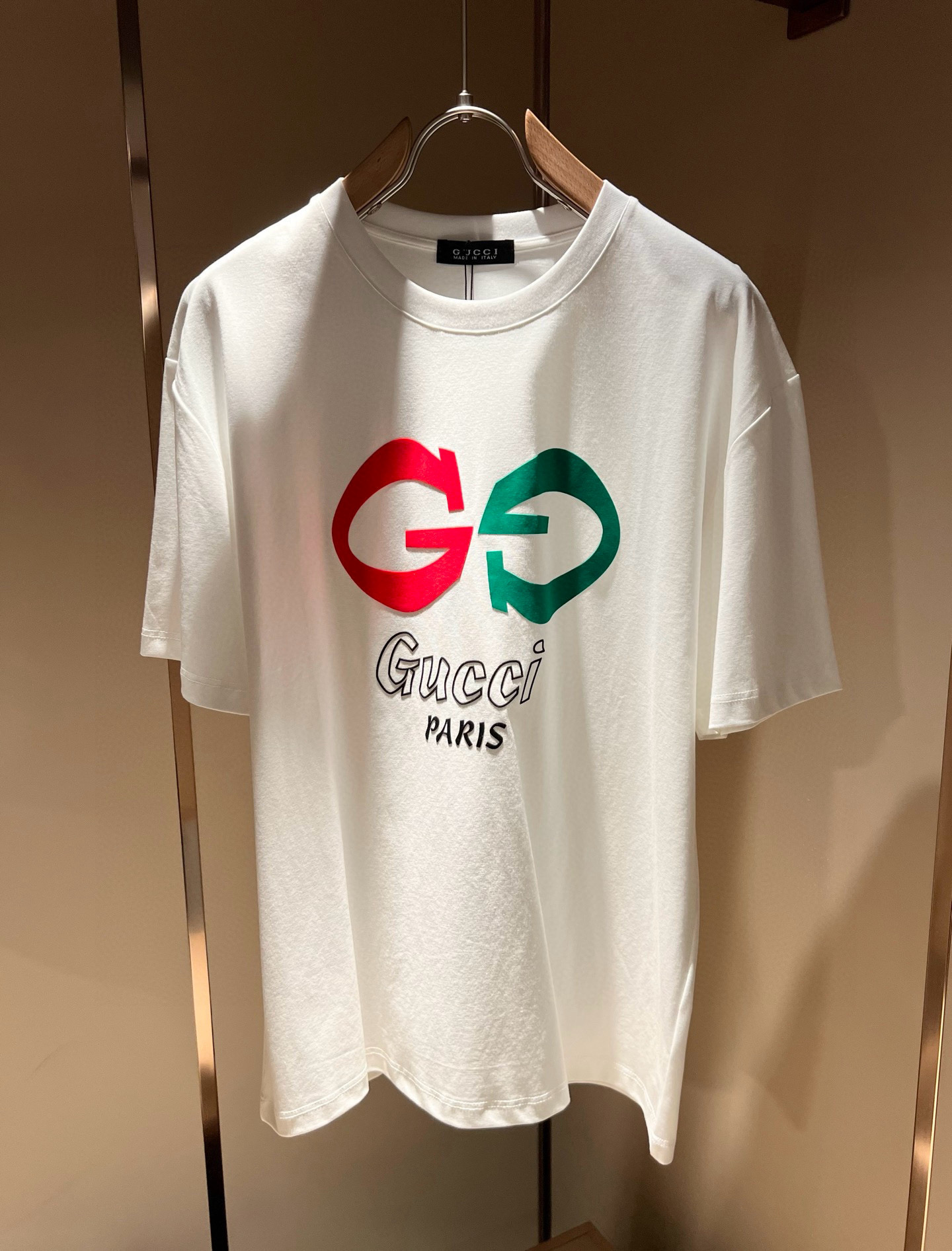 Gucc*古家 2026春夏新款男女同情侣款👫休闲宽松棉质圆领短袖T恤衫！贸易公司渠道稀出，同步官网发售