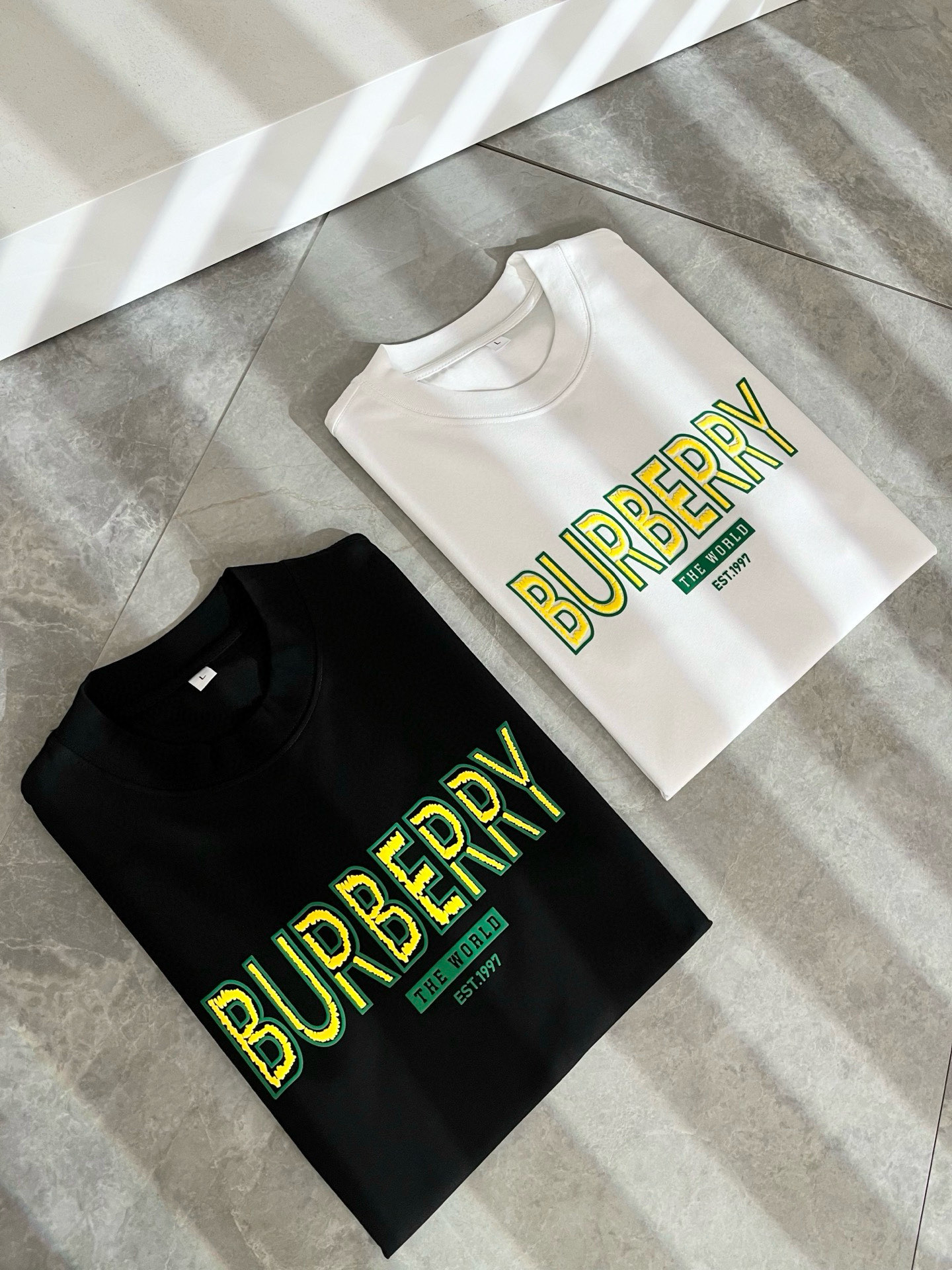 BURBER*Y巴*莉2026春夏新品男女同款👫短袖T恤，重磅来袭，最近比较火热的环保纯棉面料制作而成，