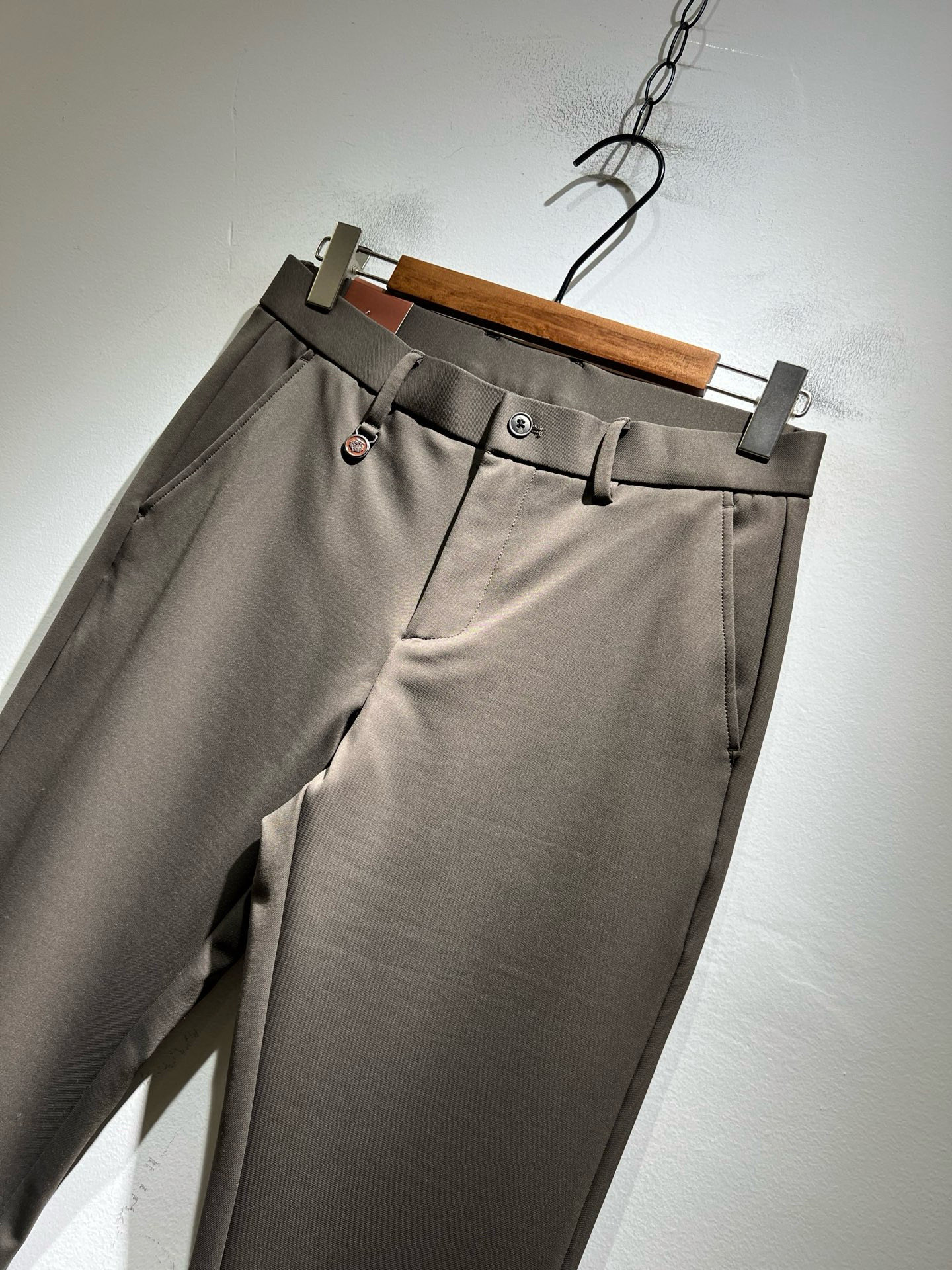 Loro Piana诺悠翩雅 2026春夏新品男士时装款高端休闲裤，香港洋行渠道货，日本原厂出品，纯血统