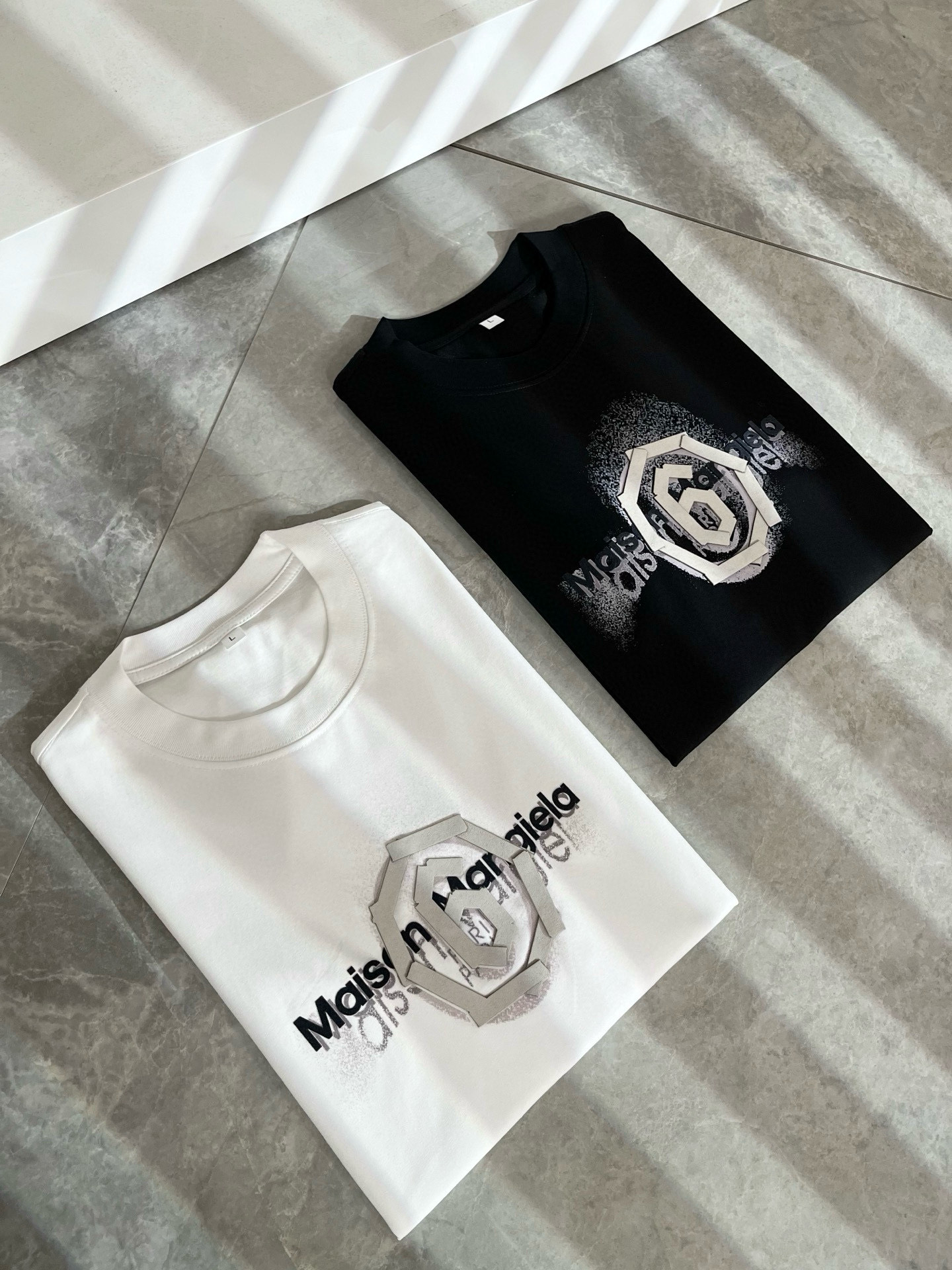 马吉拉 maison margiel 2026春夏新款男女同款👫短袖T恤，专柜同步发售！定制专属洗水纯棉
