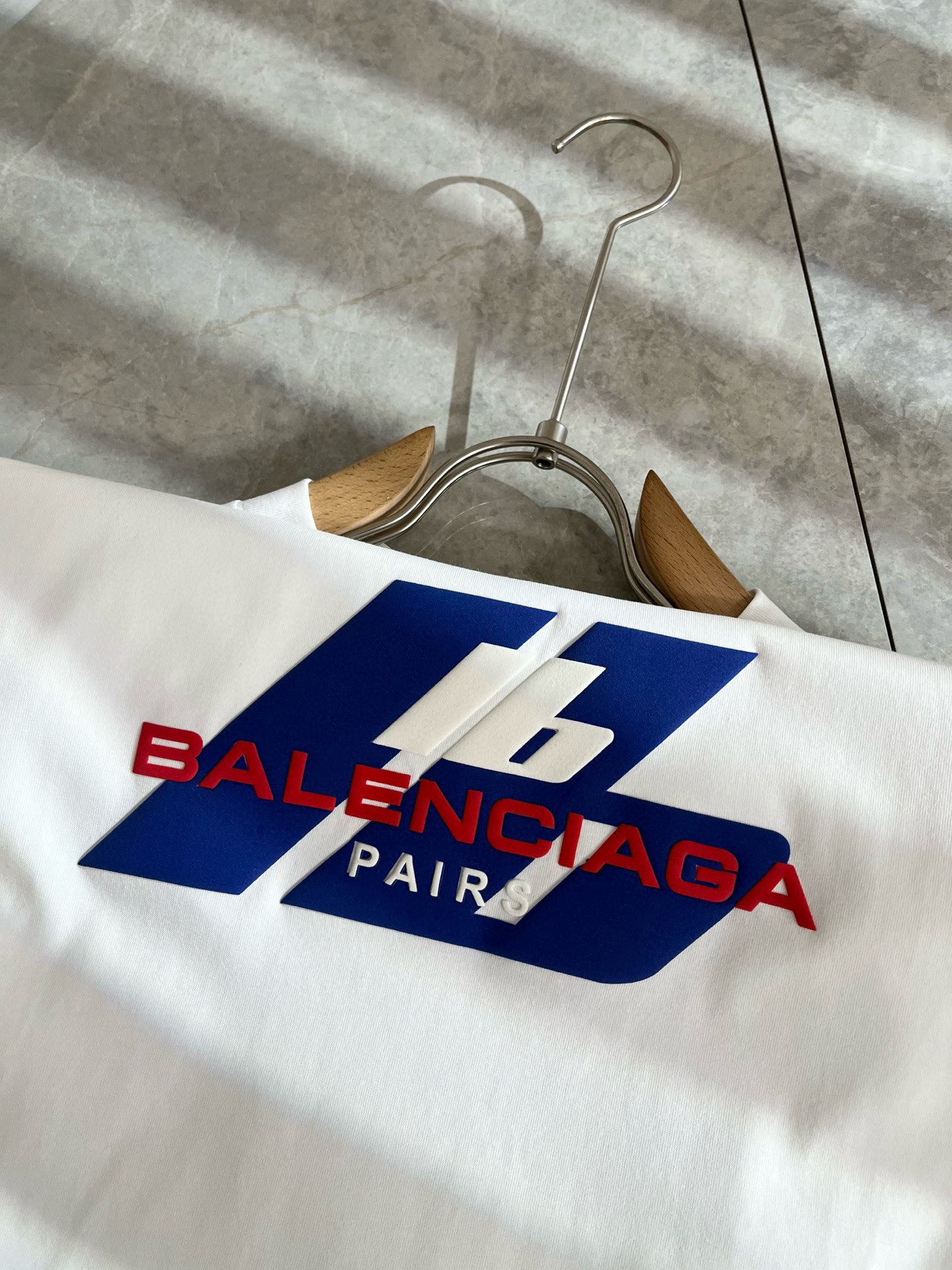 BALENCI*GA巴黎*家 2026春夏新款男女同款👫短袖T恤！走秀图案印花时尚休闲短袖T恤衫！设计l