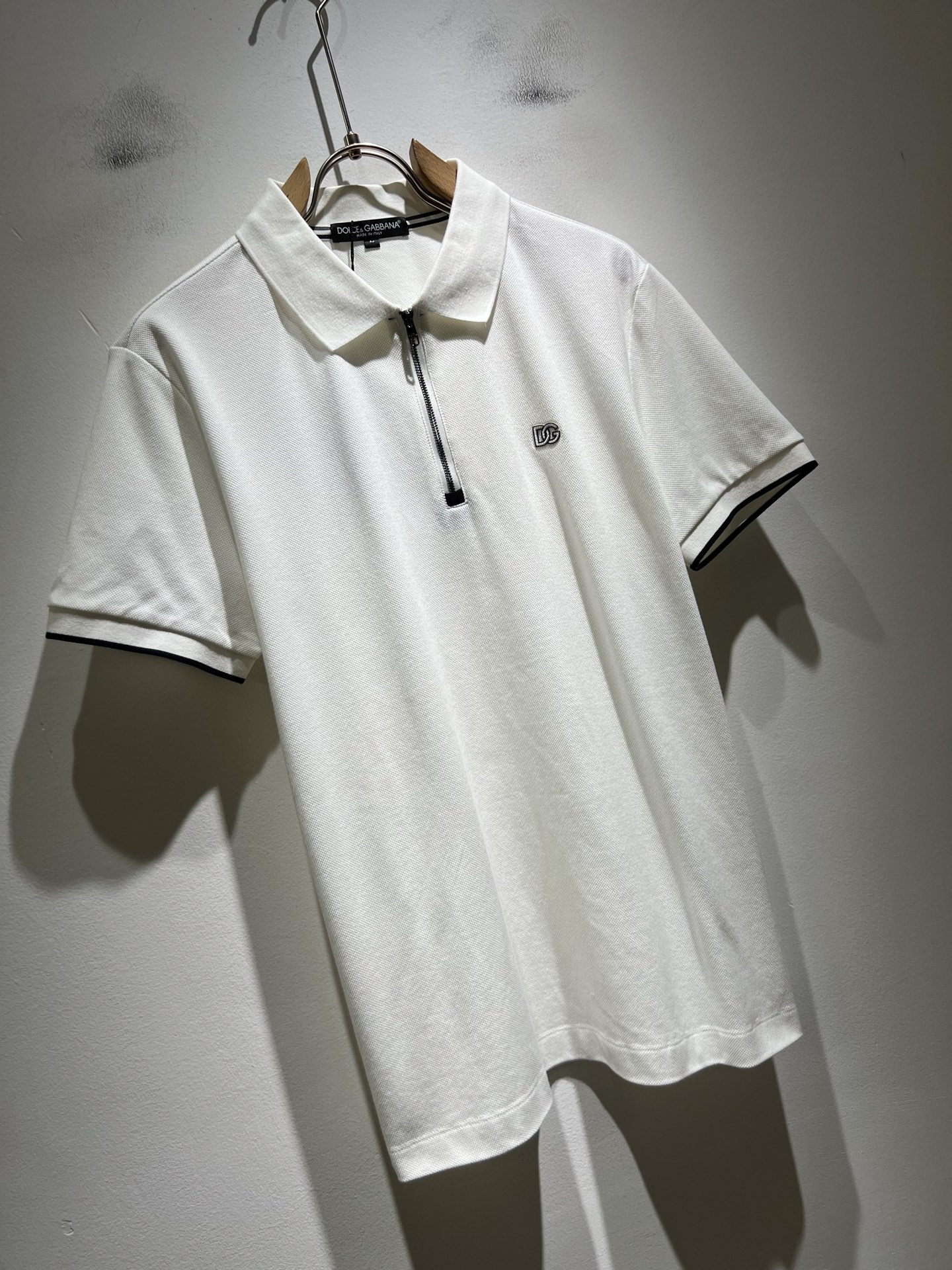 Dolce&Gabba*a 杜嘉*纳2026春夏新款男士短袖Polo衫，专柜同步发售！定制专属珠地棉面料