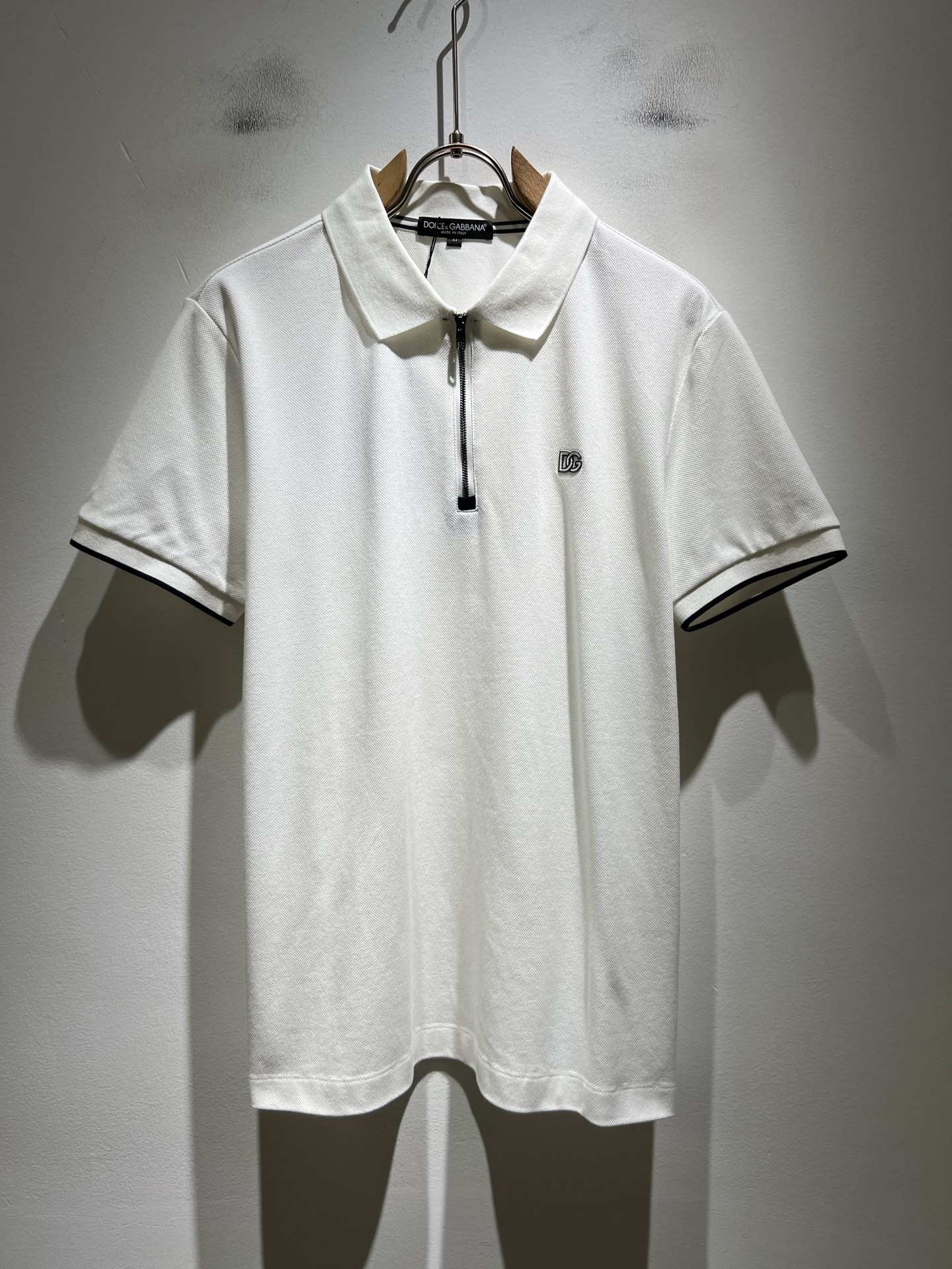 Dolce&Gabba*a 杜嘉*纳2026春夏新款男士短袖Polo衫，专柜同步发售！定制专属珠地棉面料
