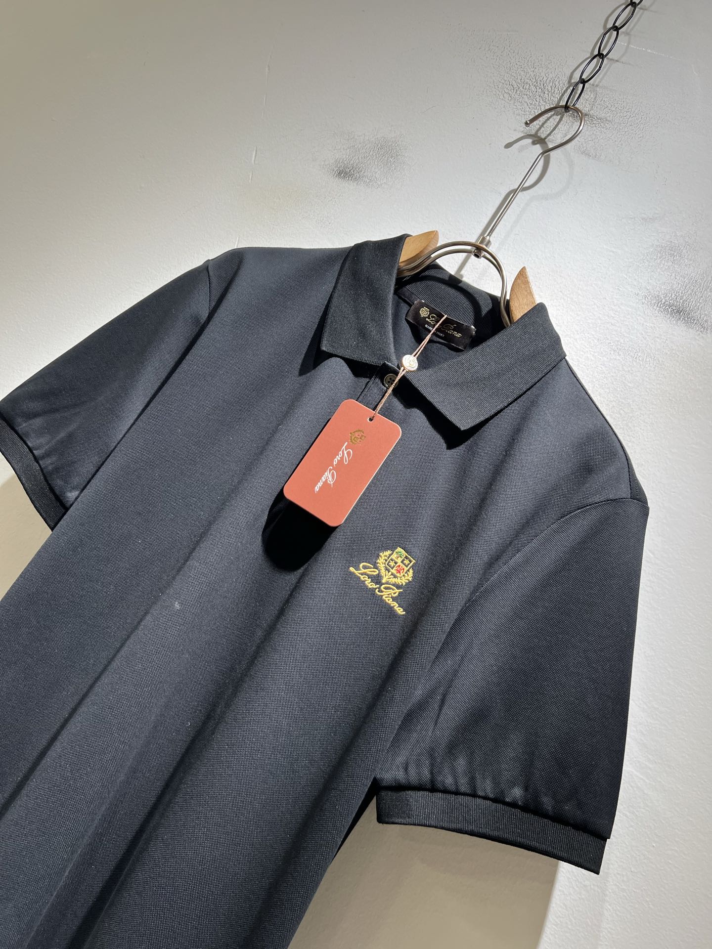 Loro Piana诺悠翩雅 2026春夏男士最新的贸易订单短袖Polo衫，全品相！！定制珠地纯棉面料！