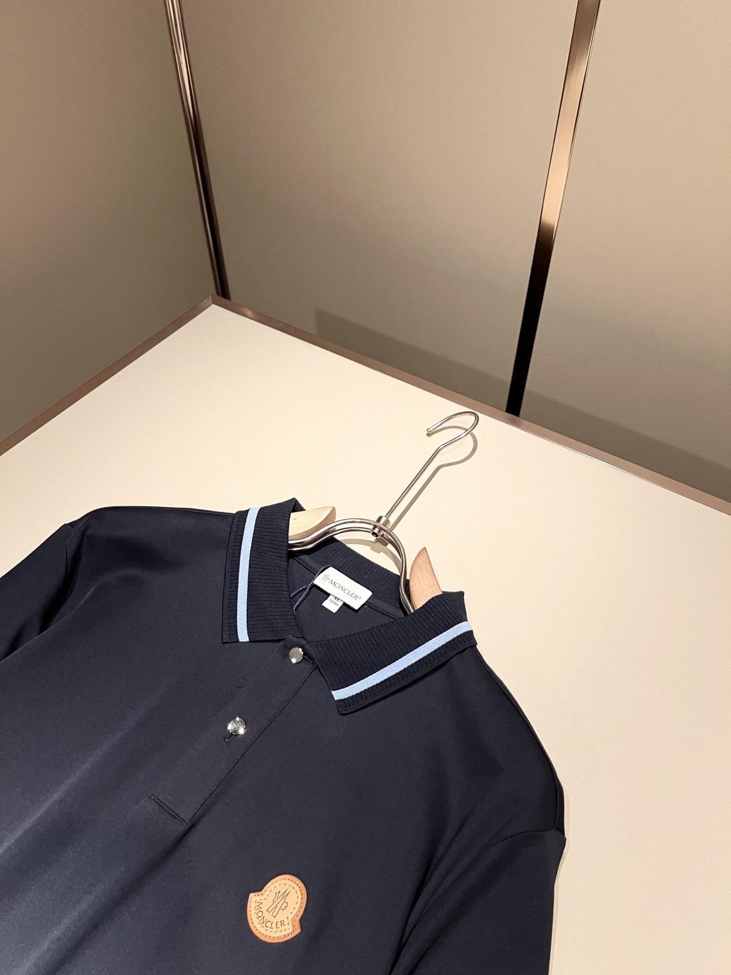 MON蒙**口2026春夏新款男士原单男士短袖POLO衫，贸易公司货，官网同步发售！此类型的基础单品是每