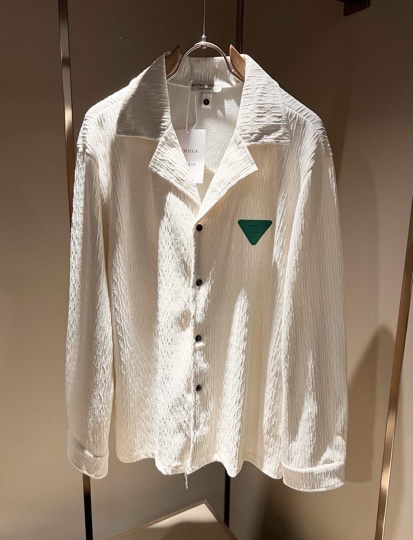 BottegaVene*a宝*嘉 2026春夏新款男士衬衣，，这是今年目前为止最牛批的一款纯色高品质面料