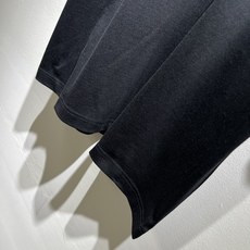LouisVuitt*路易*登 2026春夏全新系列单品上线,非常时髦前卫的一款男女同款短袖T恤,标识l LouisVuitt*路易*登 2026春夏全新系列单品上线,非常时髦前卫的一款男女同款短袖T恤,标识l
