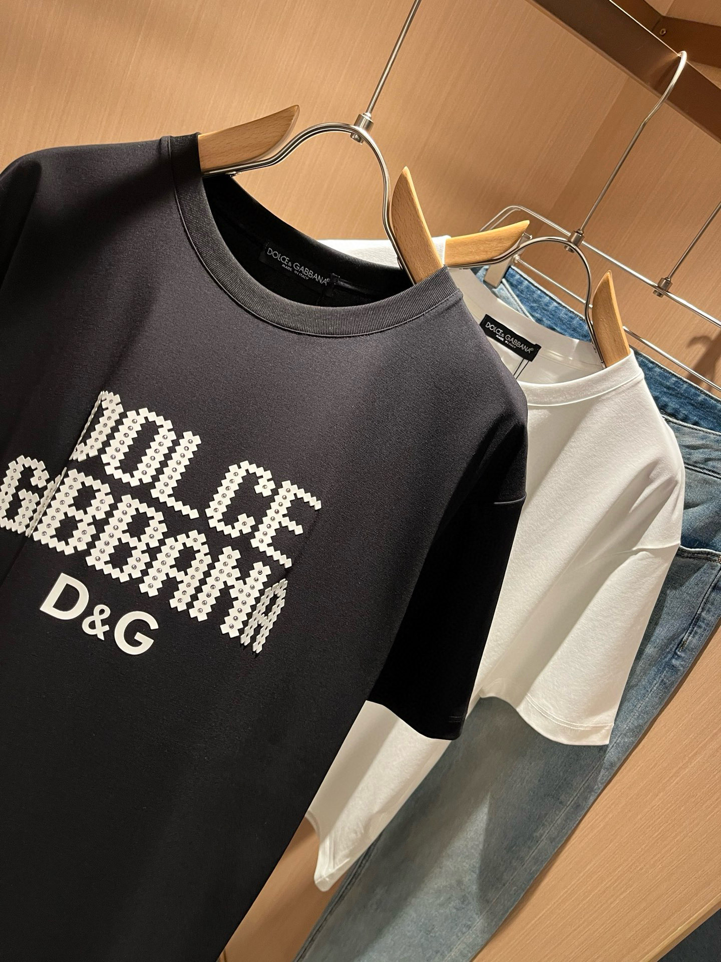 Dolce&Gabba*a 杜嘉*纳2026春夏新款男女同款👫短袖T恤，专柜同步发售！定制专属纯棉面料，