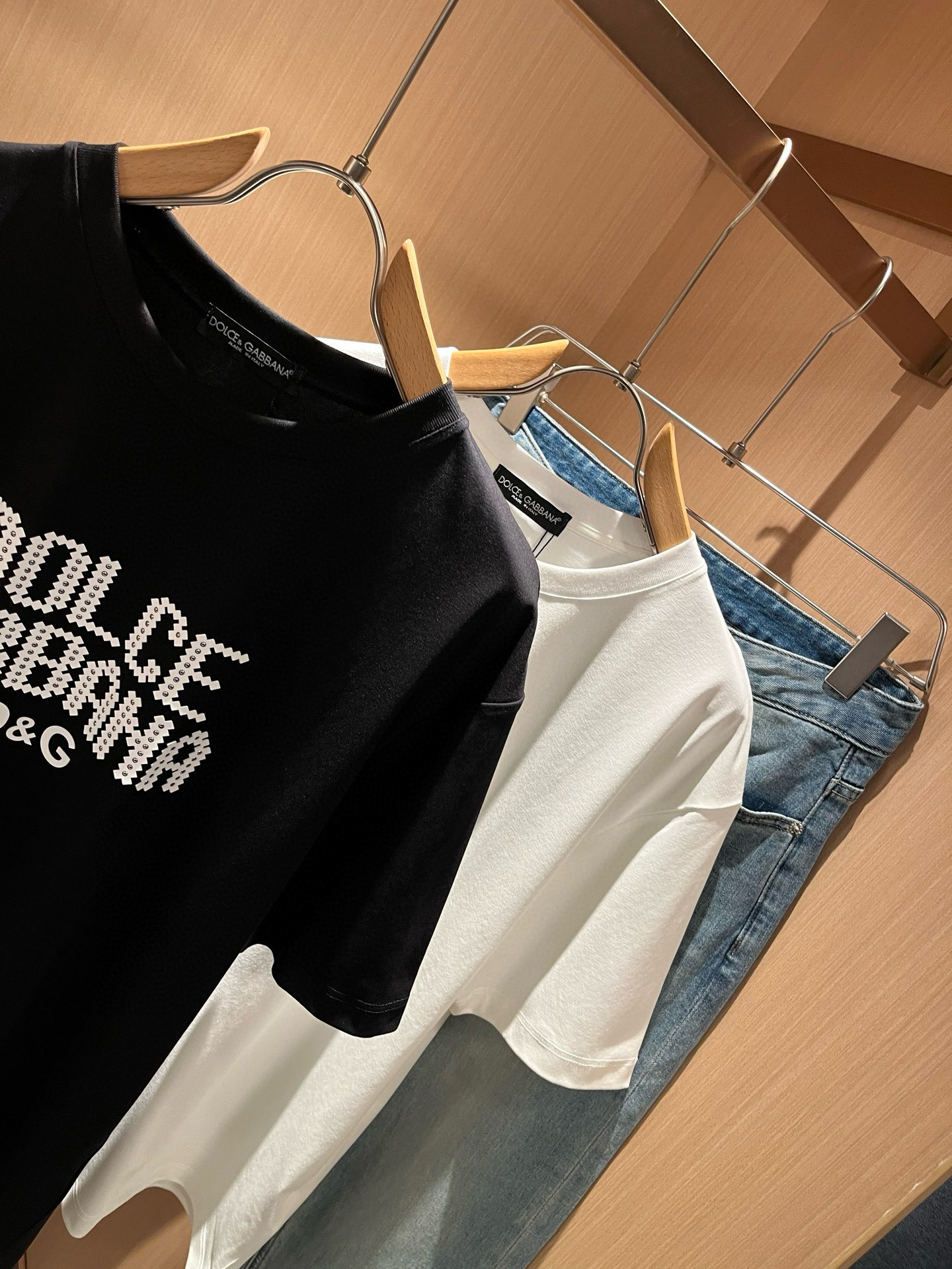 Dolce&Gabba*a 杜嘉*纳2026春夏新款男女同款👫短袖T恤，专柜同步发售！定制专属纯棉面料，