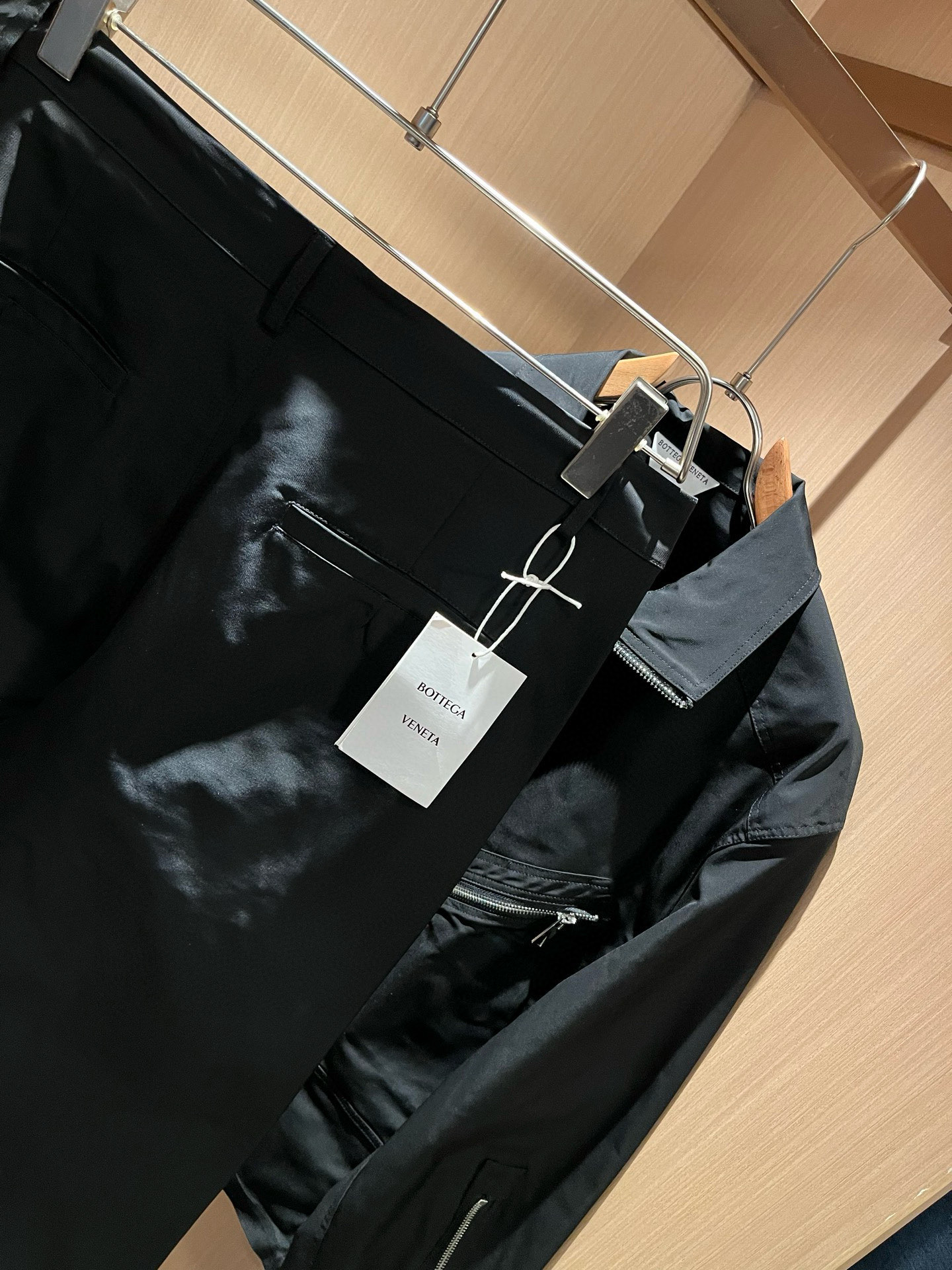 Botte*aVene*te葆碟家2026春夏男士套装完美品相，第一眼看到这款夹克，百搭的实穿款！高端贸