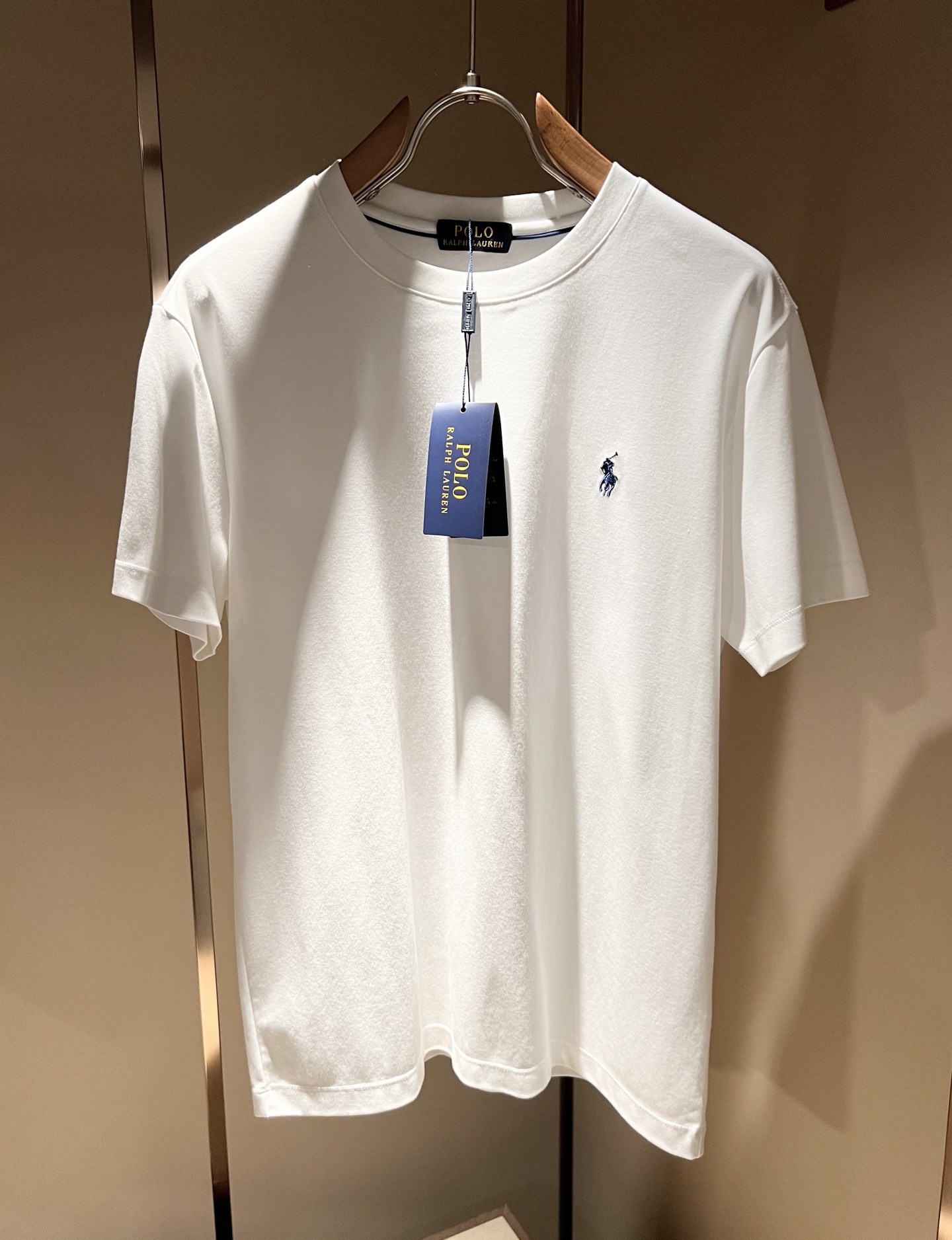 保罗POLOSPORT 2026春夏新款男士短袖打底衫，简约纯色时尚款不乏有许多设计大咖们都对于纯色都有