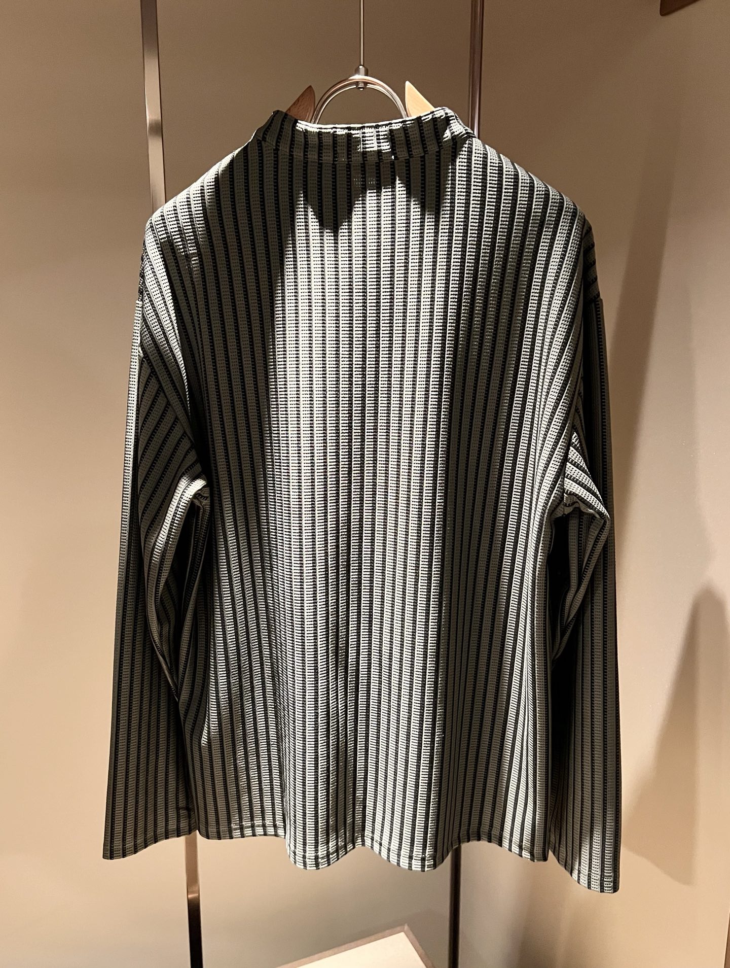 BottegaVene*a宝*嘉 2026春夏新款男士打底衫，，这是今年目前为止最牛批的一款纯色高品质面