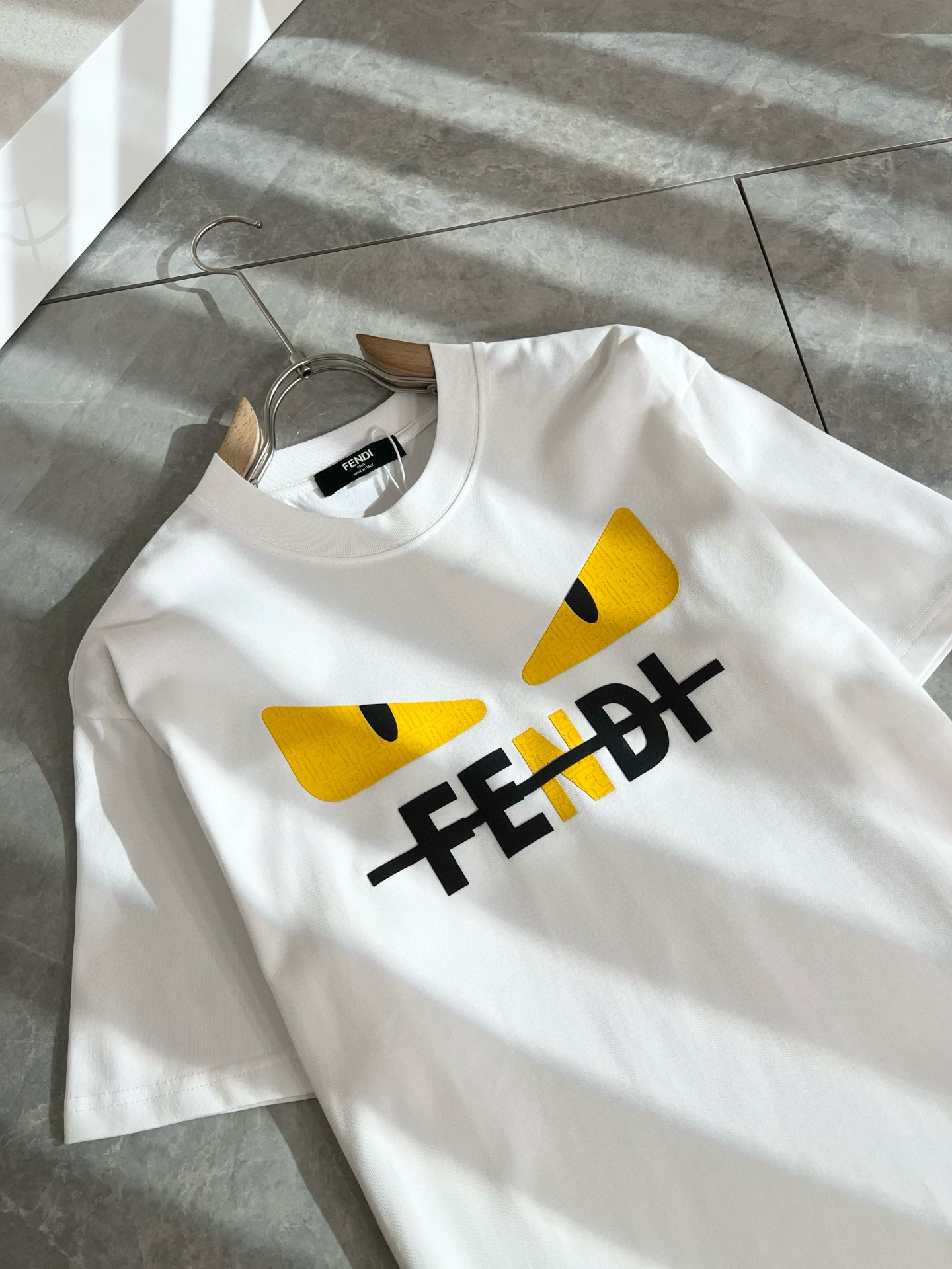 FEN*I 芬*迪2026春夏新款FD家族FF男女同款👫T恤，男女同款👫百搭极简短袖。意大利原厂订单，F