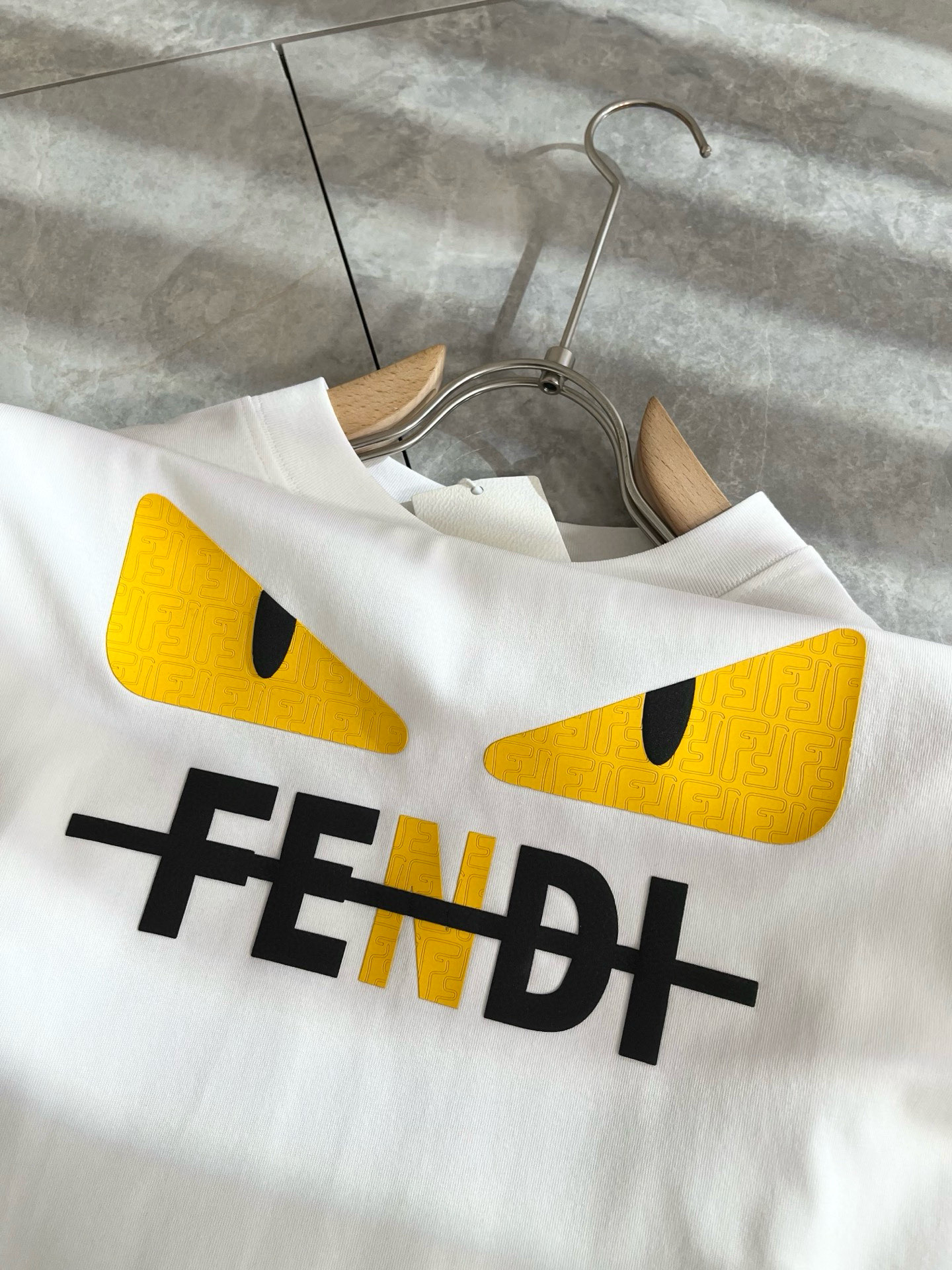 FEN*I 芬*迪2026春夏新款FD家族FF男女同款👫T恤，男女同款👫百搭极简短袖。意大利原厂订单，F