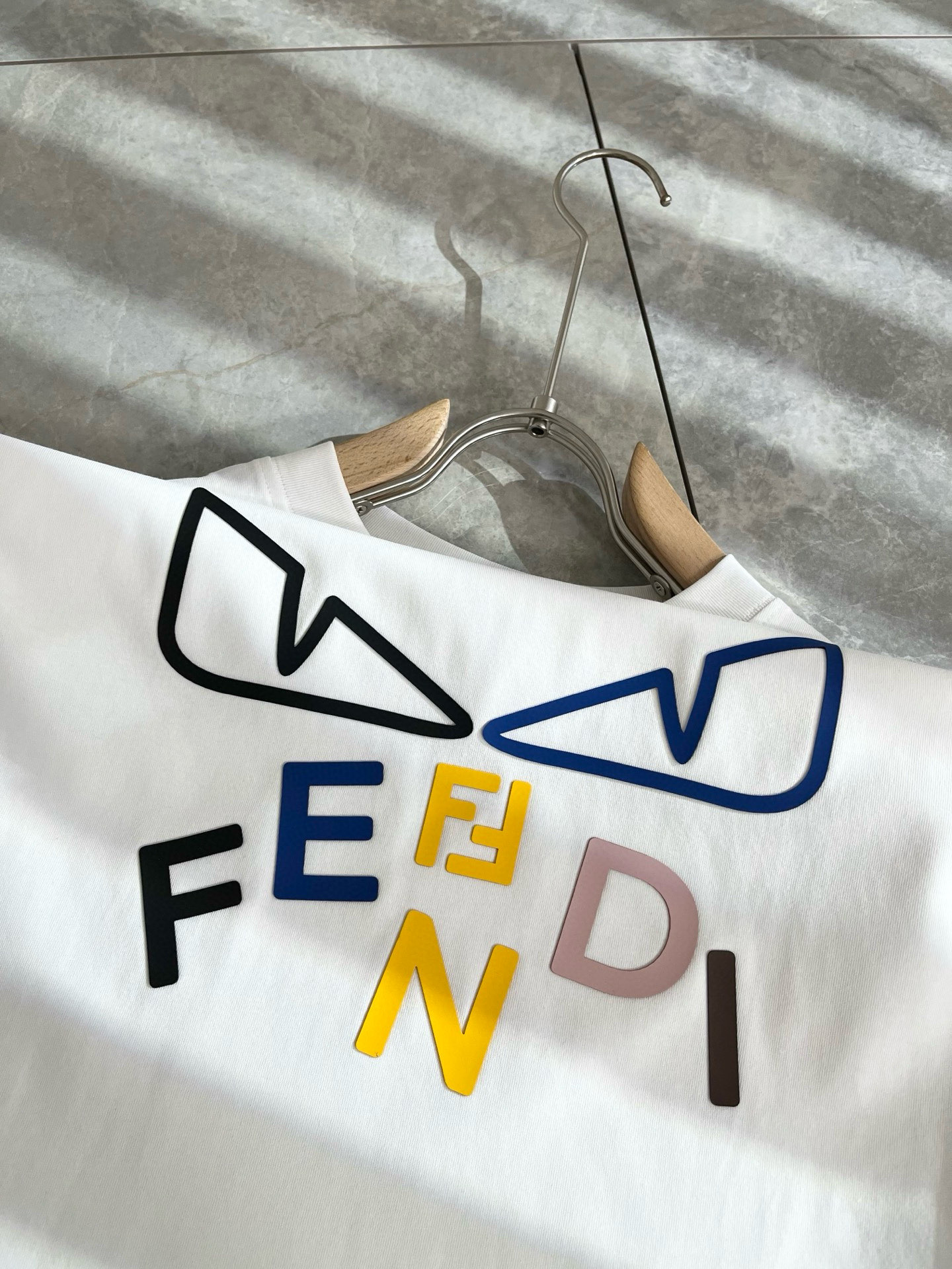FEN*I 芬*迪2026春夏新款FD家族FF男女同款👫T恤，男女同款👫百搭极简短袖。意大利原厂订单，F