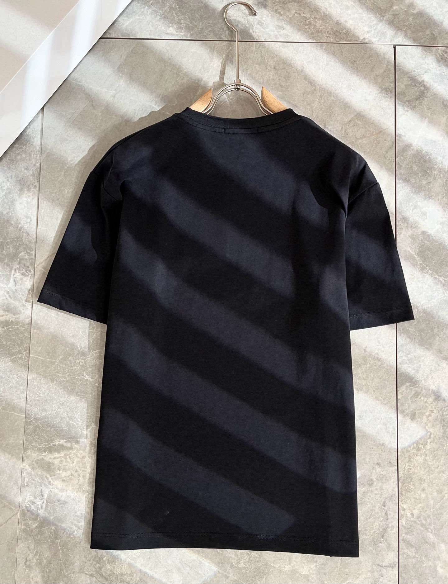 Moncler蒙家 2026春夏最新男女同款👫贸易订单短袖T恤，全品相！！网红款！采用logo图案压胶设