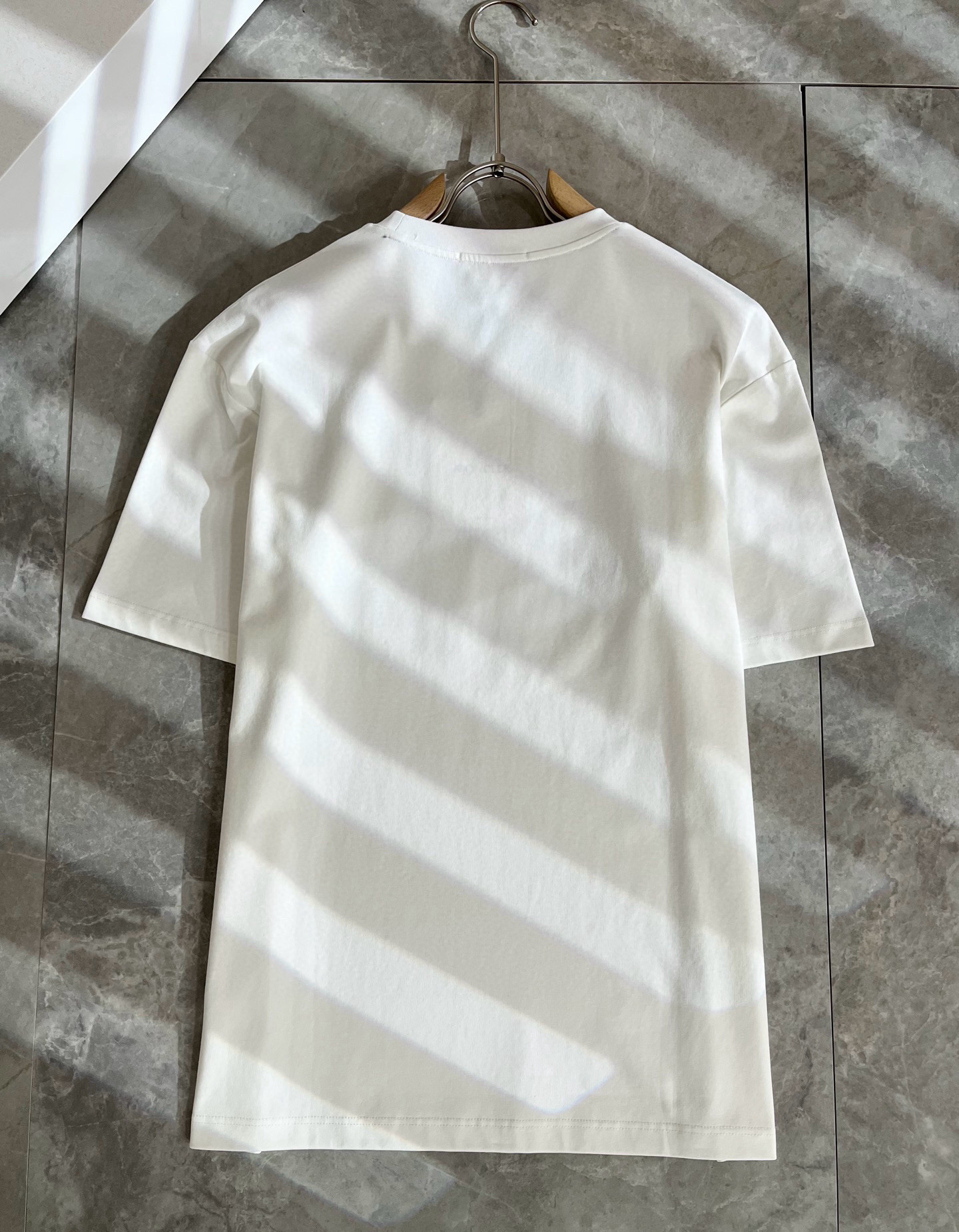 Moncler蒙家 2026春夏最新男女同款👫贸易订单短袖T恤，全品相！！网红款！采用logo图案压胶设