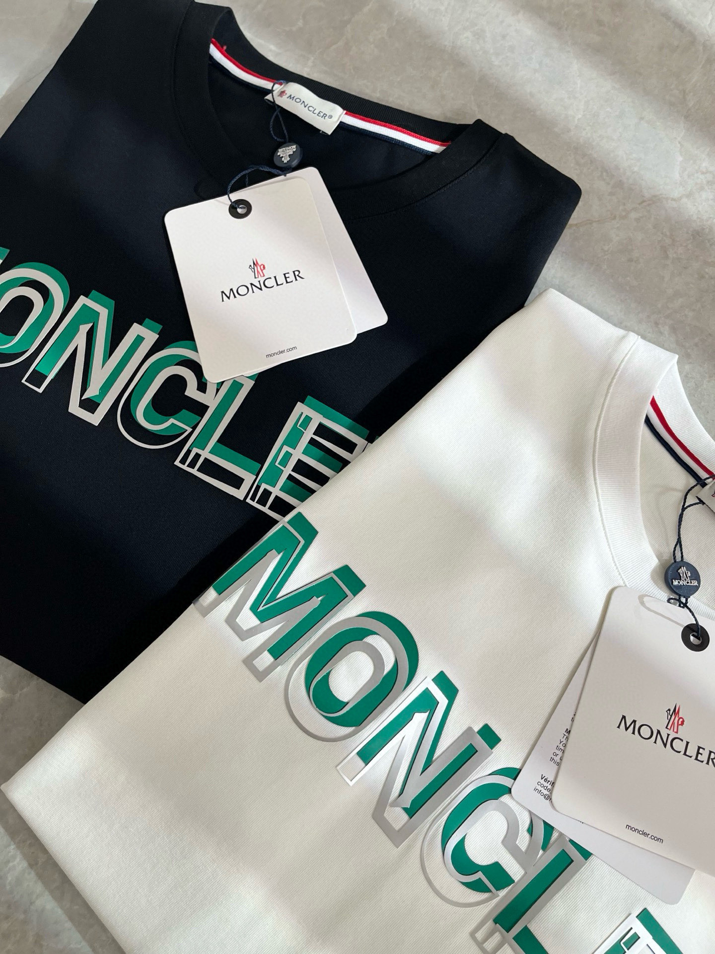Moncler蒙家 2026春夏最新男女同款👫贸易订单短袖T恤，全品相！！网红款！采用logo图案压胶设