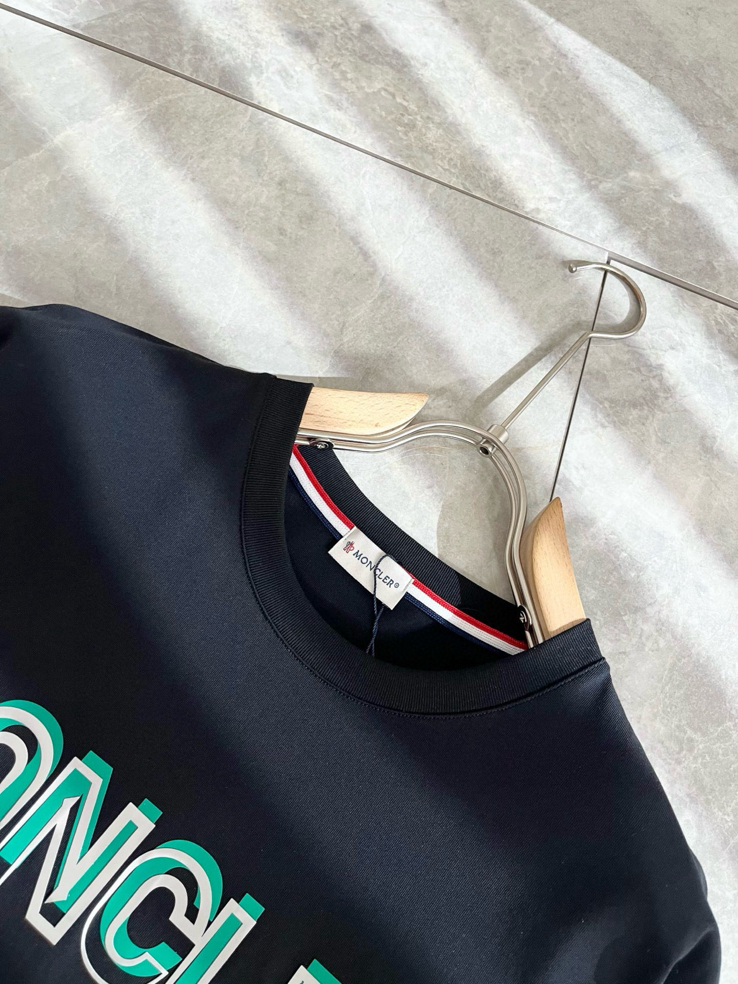Moncler蒙家 2026春夏最新男女同款👫贸易订单短袖T恤，全品相！！网红款！采用logo图案压胶设