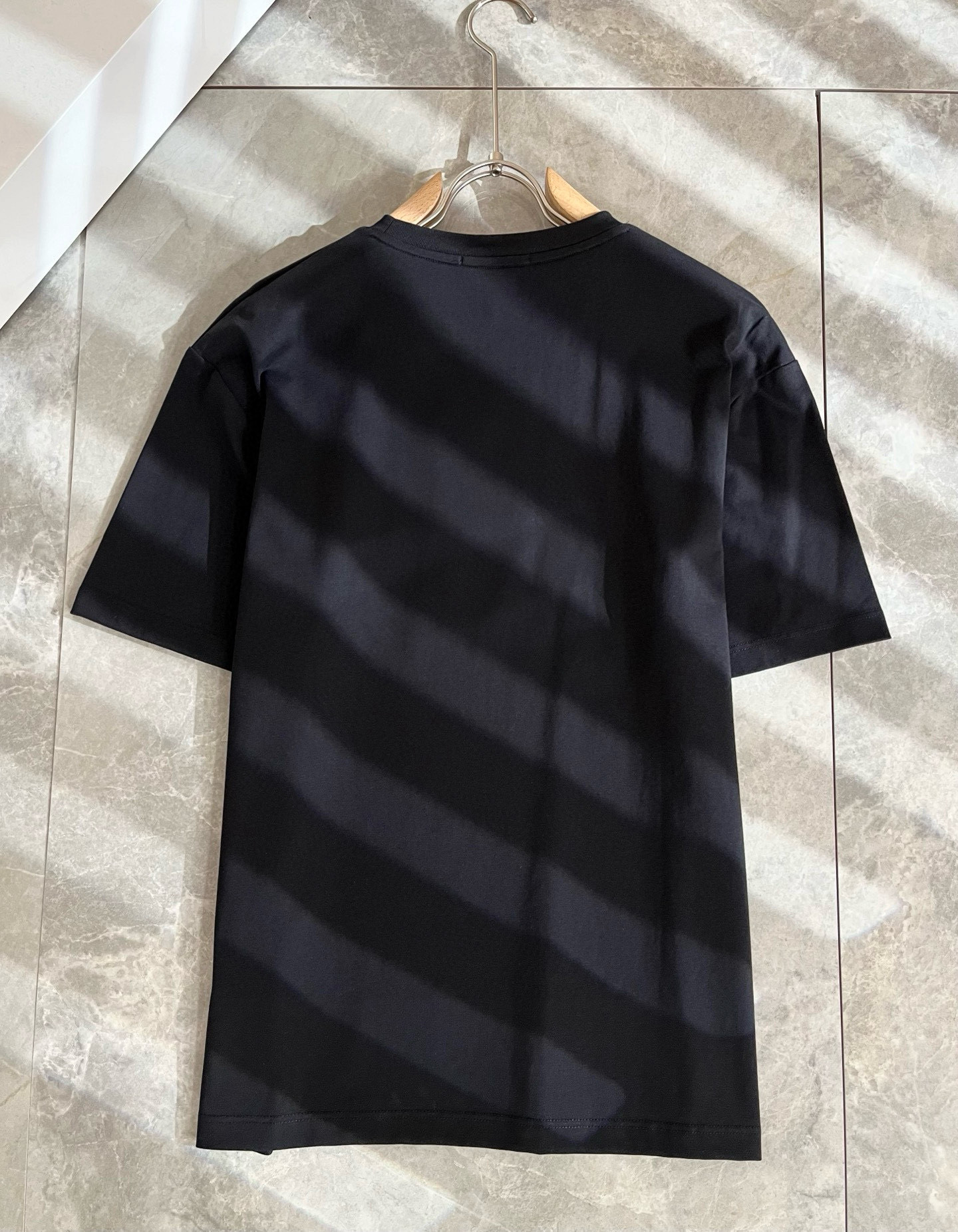 Moncler蒙家 2026春夏最新男女同款👫贸易订单短袖T恤，全品相！！网红款！采用logo图案压胶设