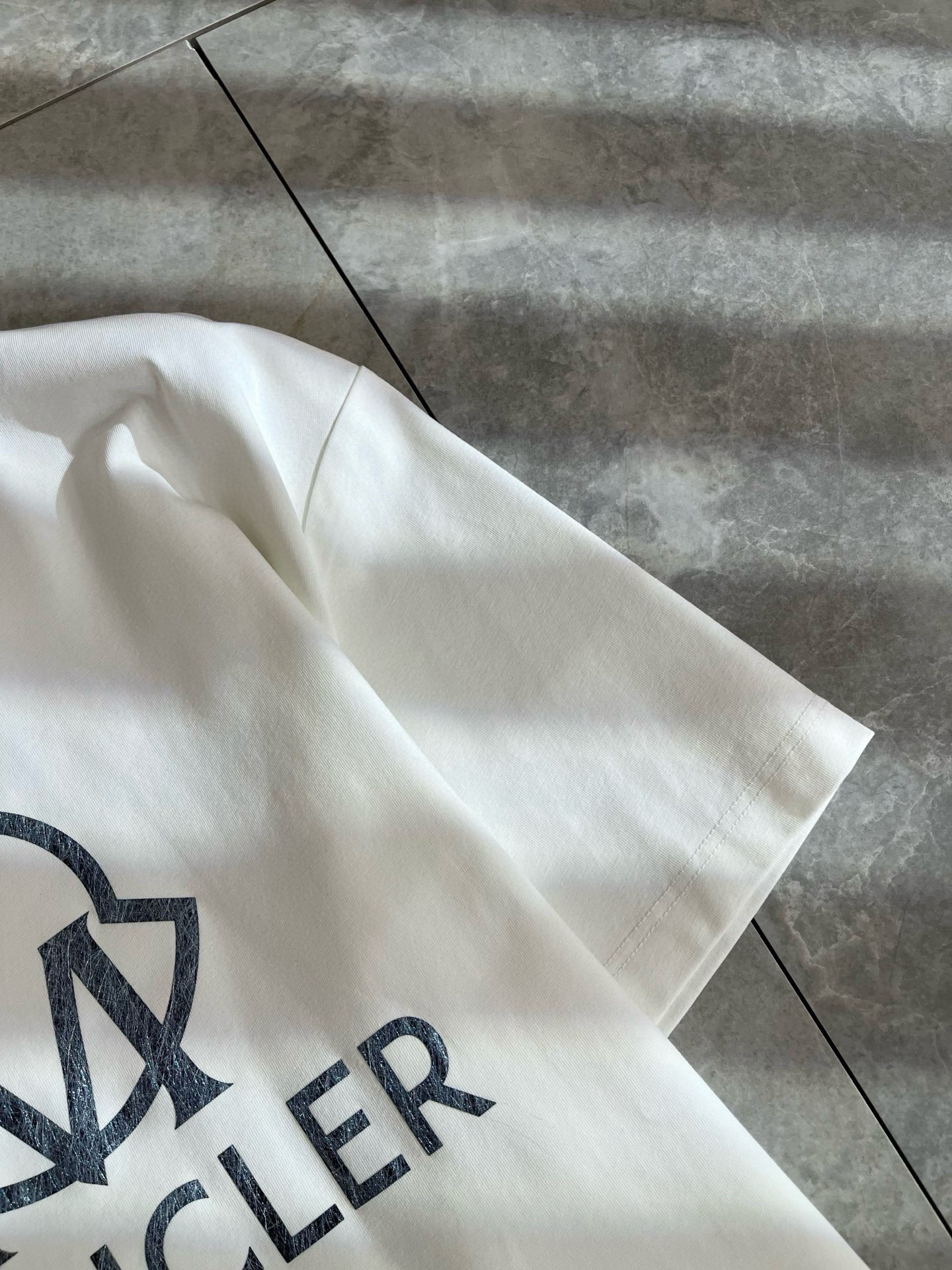 Moncler蒙家 2026春夏最新男女同款👫贸易订单短袖T恤，全品相！！网红款！采用logo图案压胶设