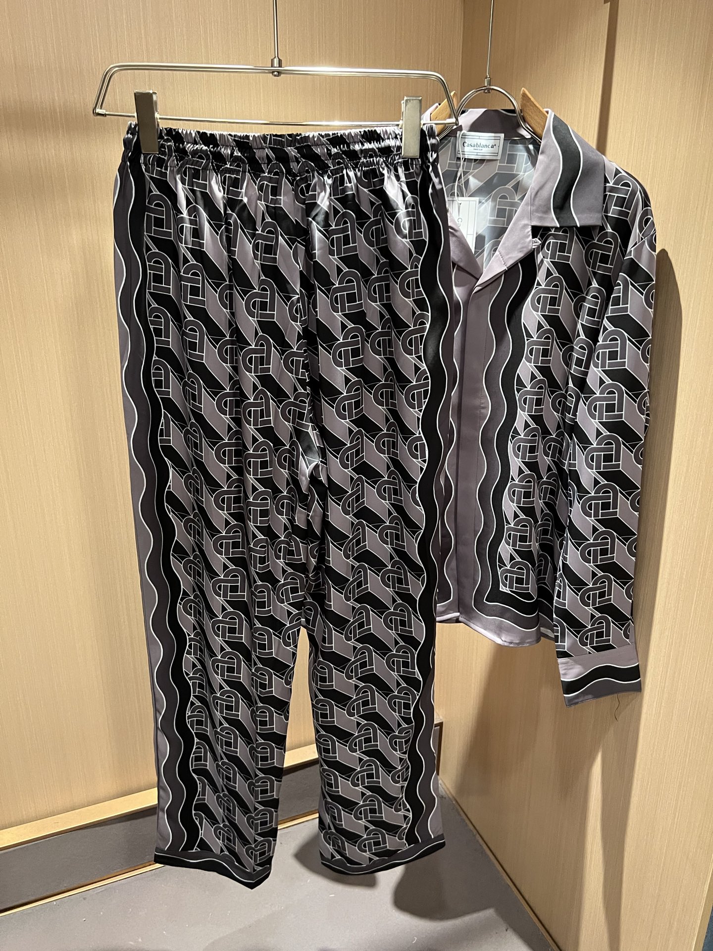 China Replica Pajamas PJM0402-1980