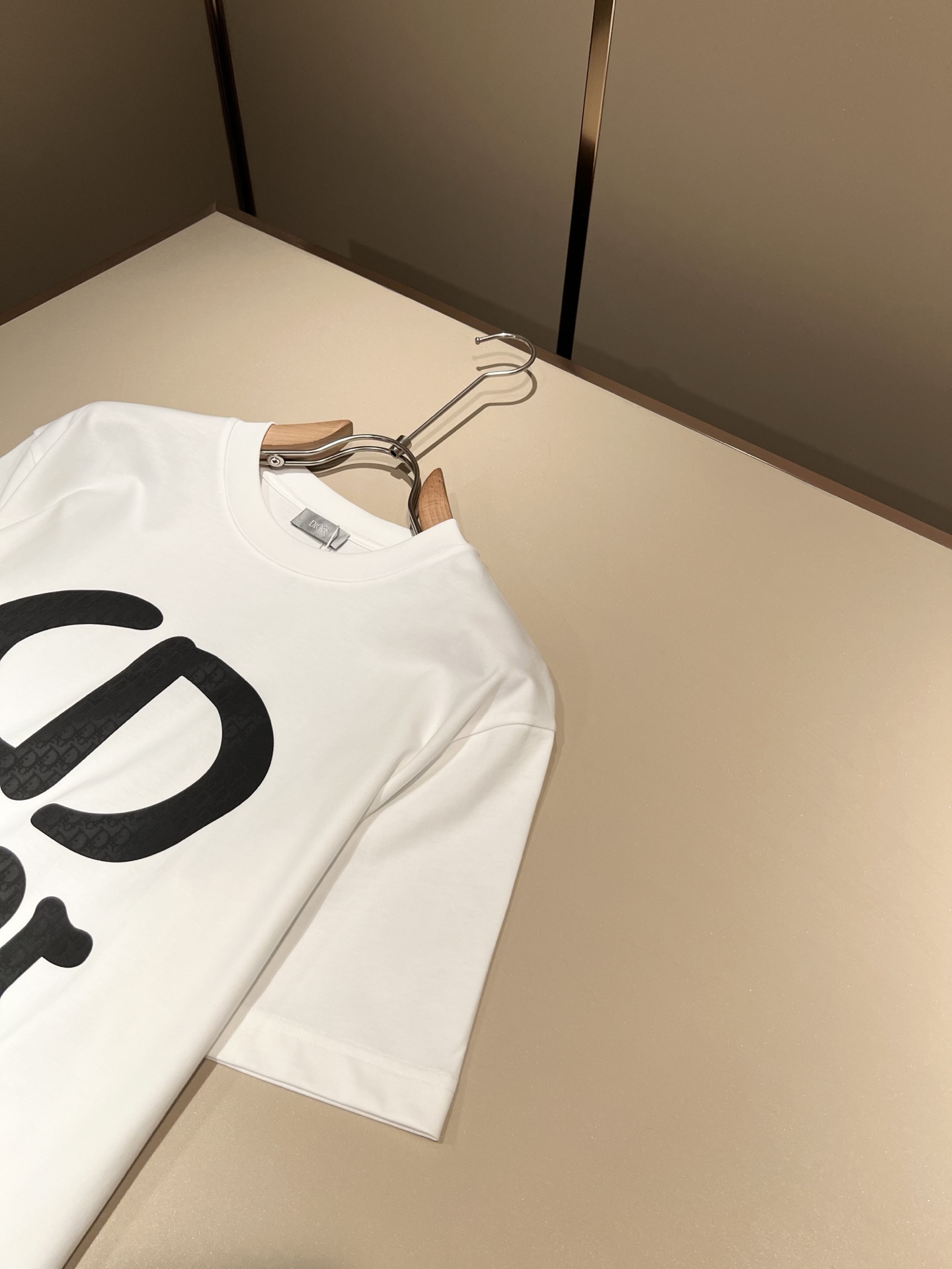 Dio*迪家 2026春夏新款男女同款👫短袖T恤，专柜同步发售！定制专属260克纯棉面料，定制原版工艺螺