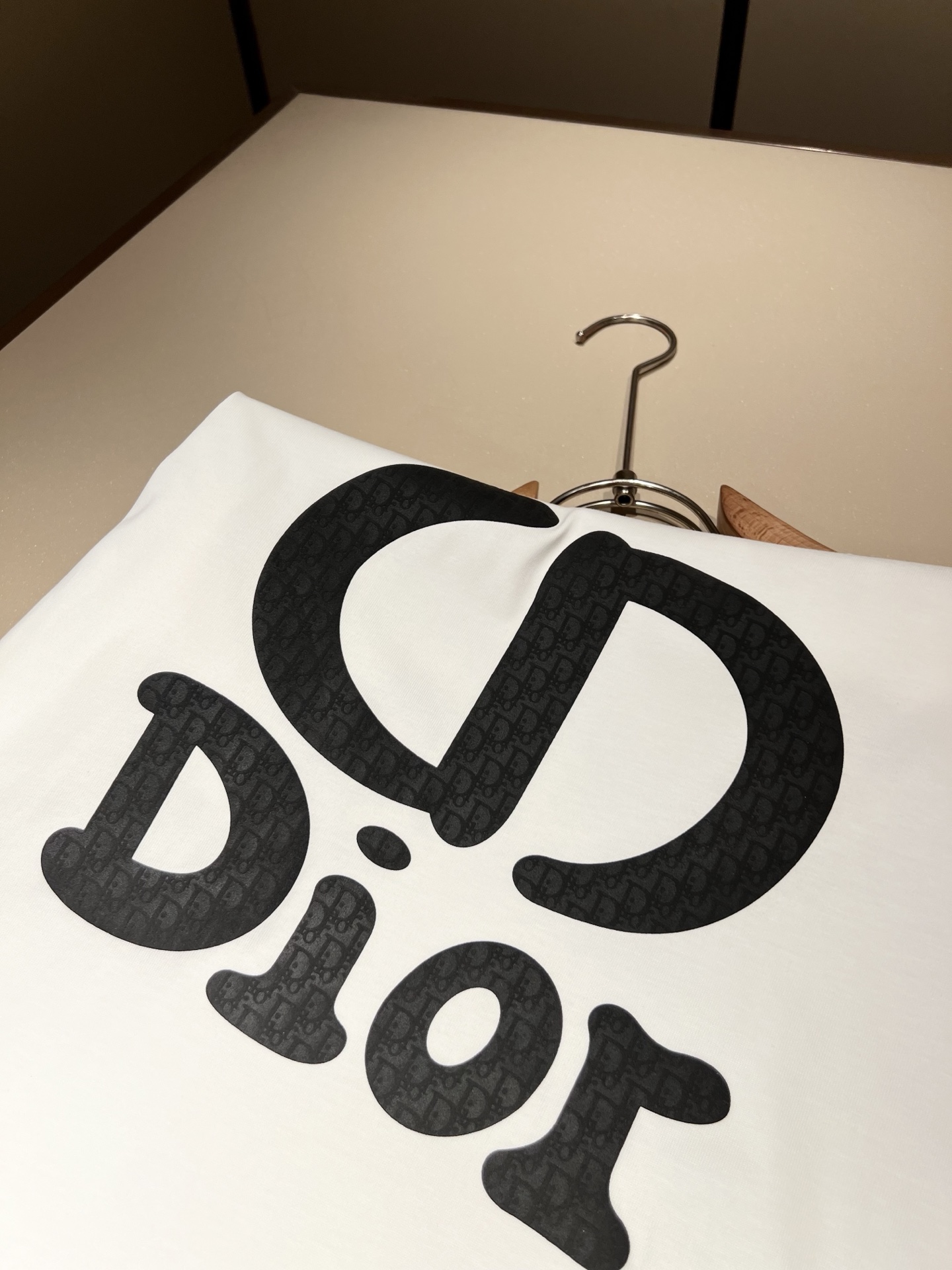 Dio*迪家 2026春夏新款男女同款👫短袖T恤，专柜同步发售！定制专属260克纯棉面料，定制原版工艺螺