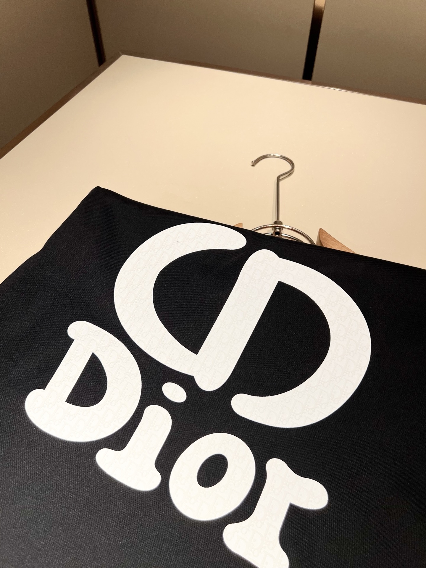 Dio*迪家 2026春夏新款男女同款👫短袖T恤，专柜同步发售！定制专属260克纯棉面料，定制原版工艺螺