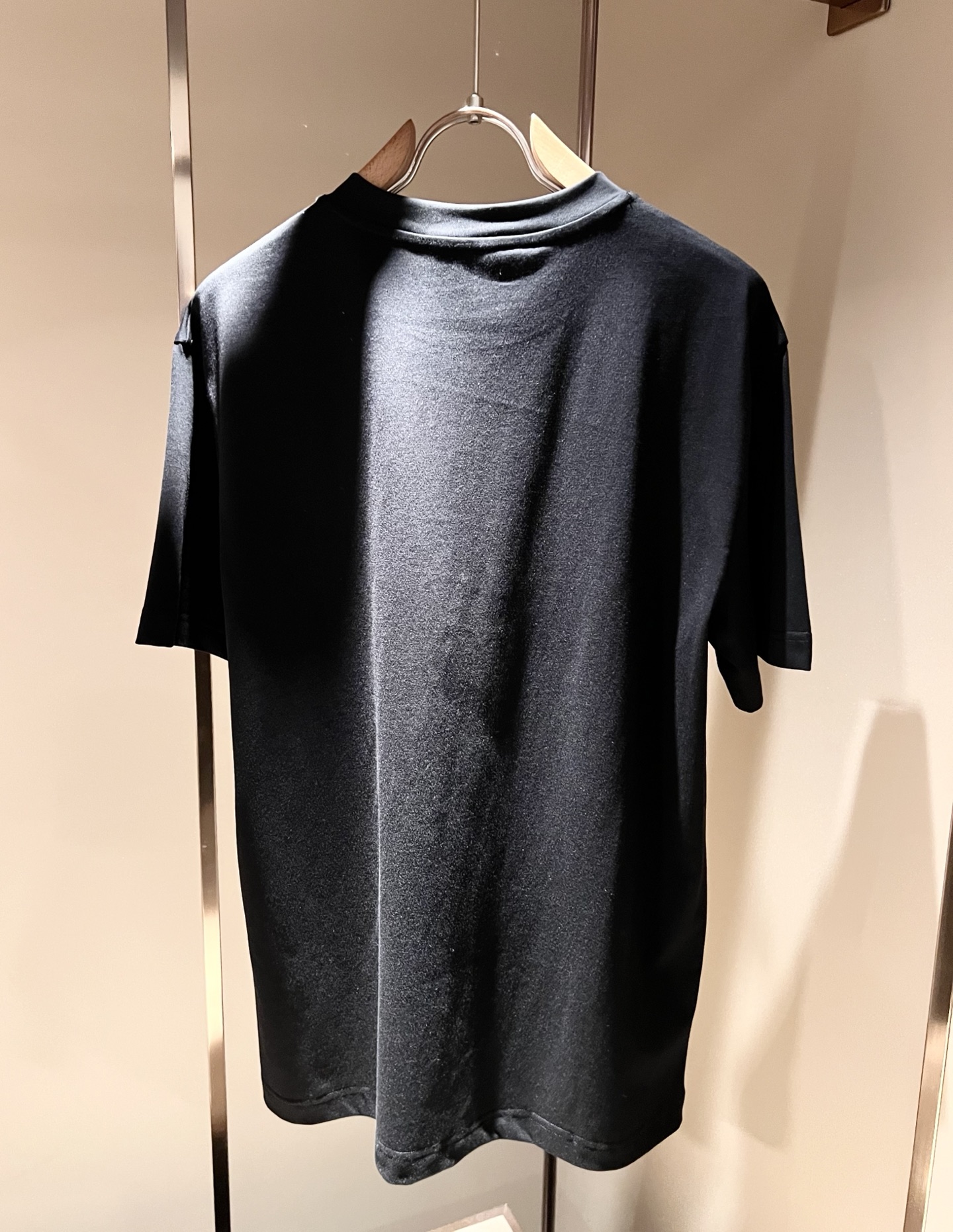 Gucc*古家 2026春夏新款男女同情侣款👫休闲宽松棉质圆领短袖T恤衫！贸易公司渠道稀出，同步官网发售