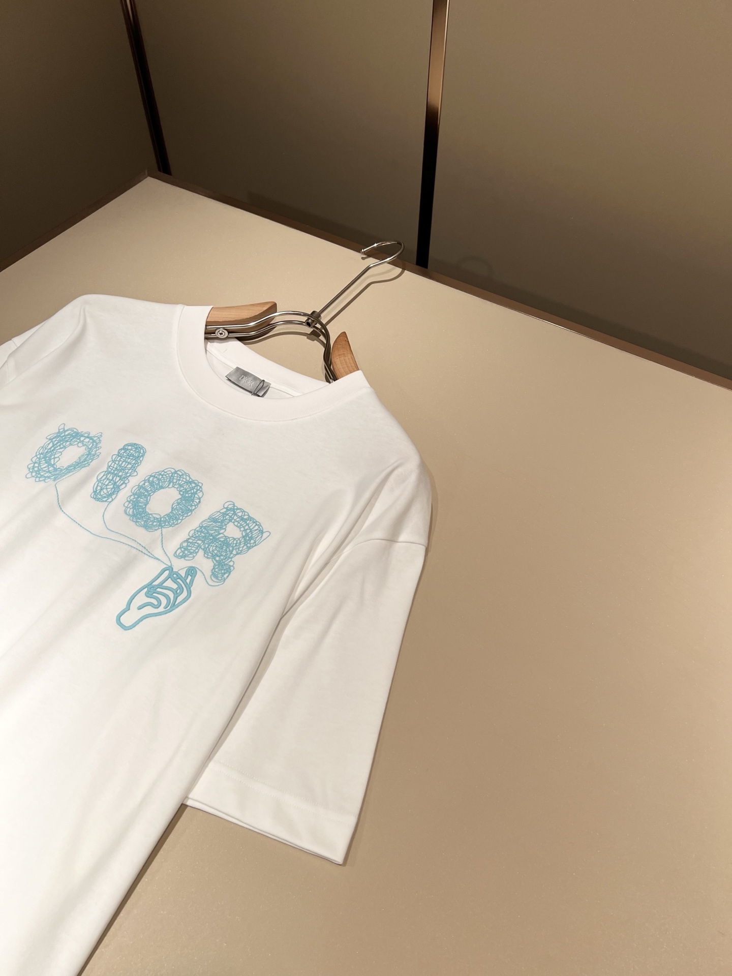 Dio*迪家 2026春夏新款男女同款👫短袖T恤，专柜同步发售！定制专属260克纯棉面料，定制原版工艺螺