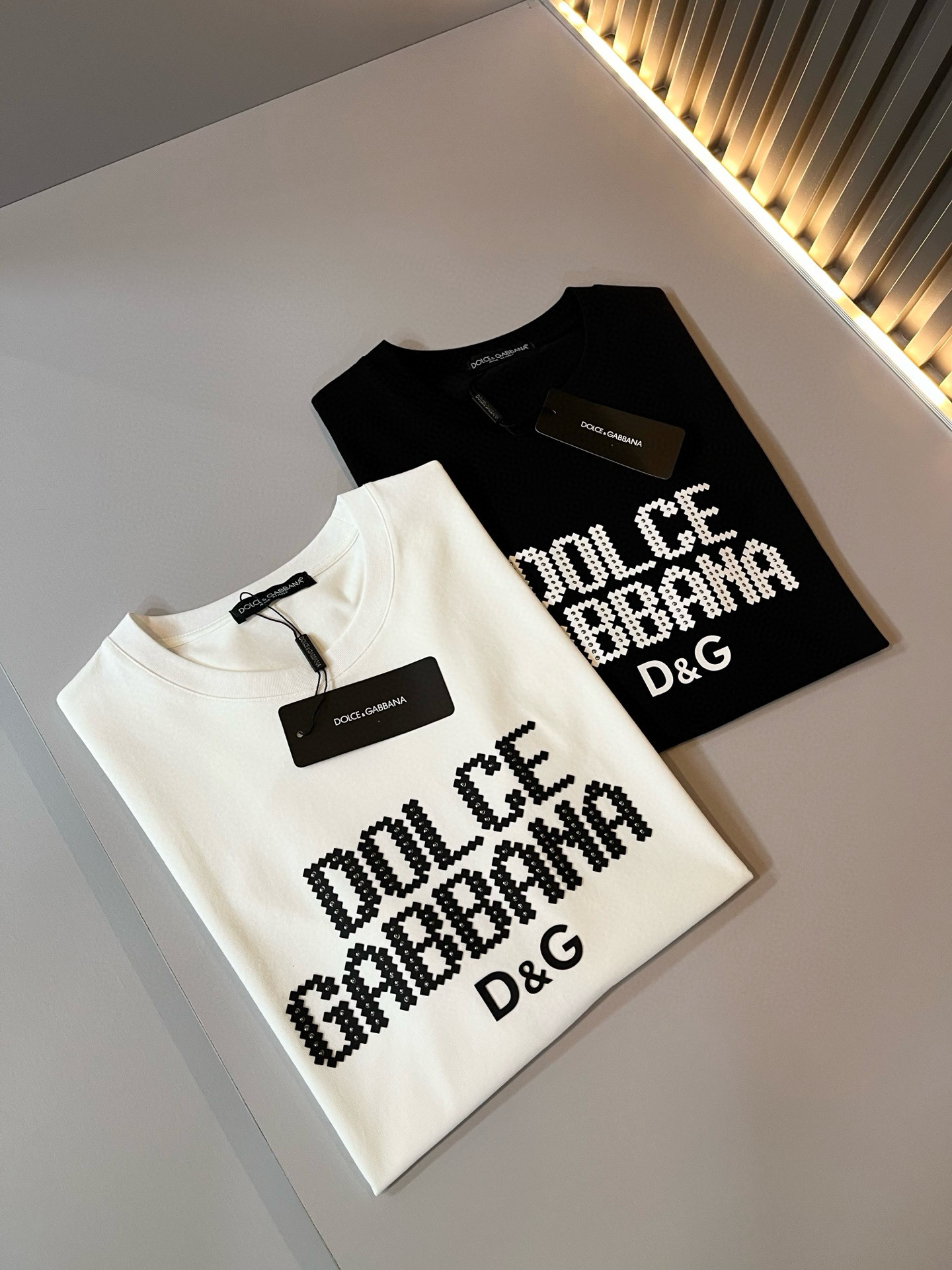 Dolce&Gabba*a 杜嘉*纳2026春夏新款男女同款👫短袖T恤，专柜同步发售！定制专属纯棉面料，
