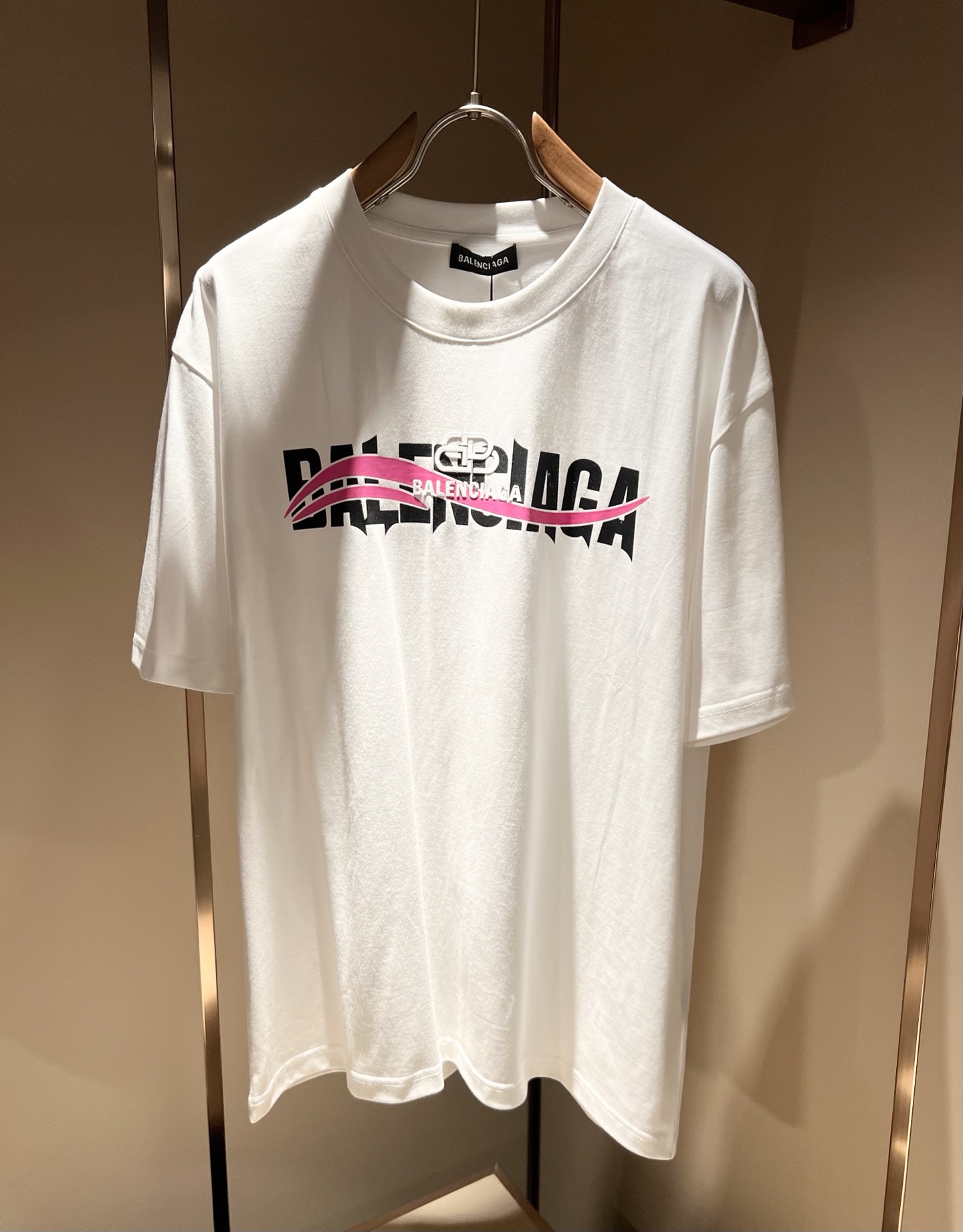 BALENCI*GA巴黎*家 2026春夏新款男女同款👫短袖T恤！走秀图案印花时尚休闲短袖T恤衫！设计l